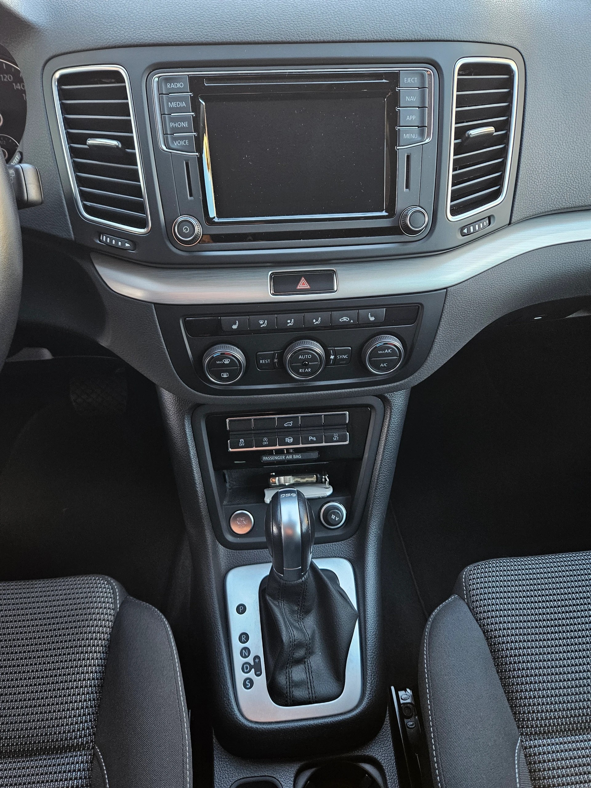 VW Sharan 1.4 TSI BlMT Comfortline DSG-image-6