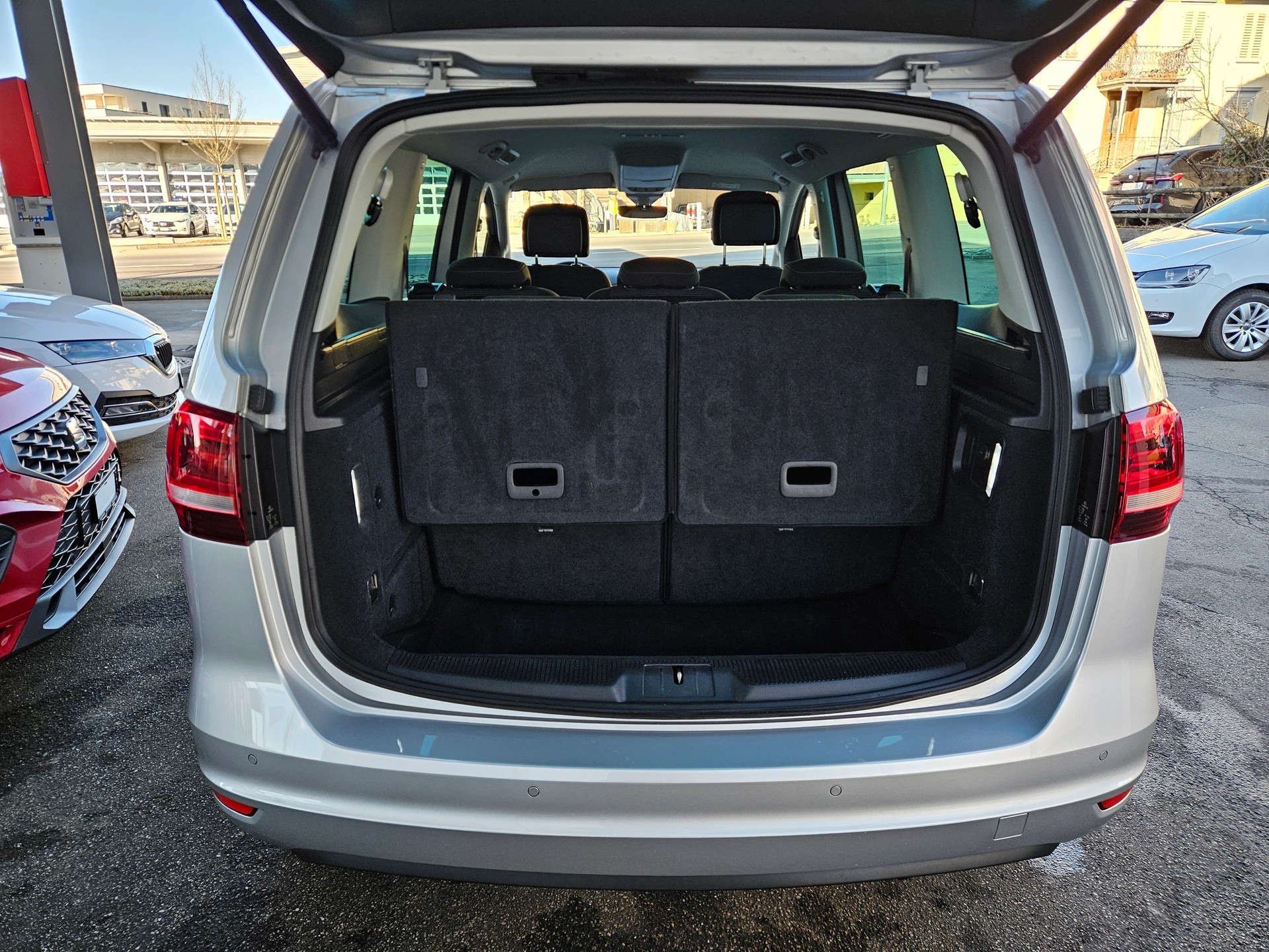 VW Sharan 1.4 TSI BlMT Comfortline DSG-image-9