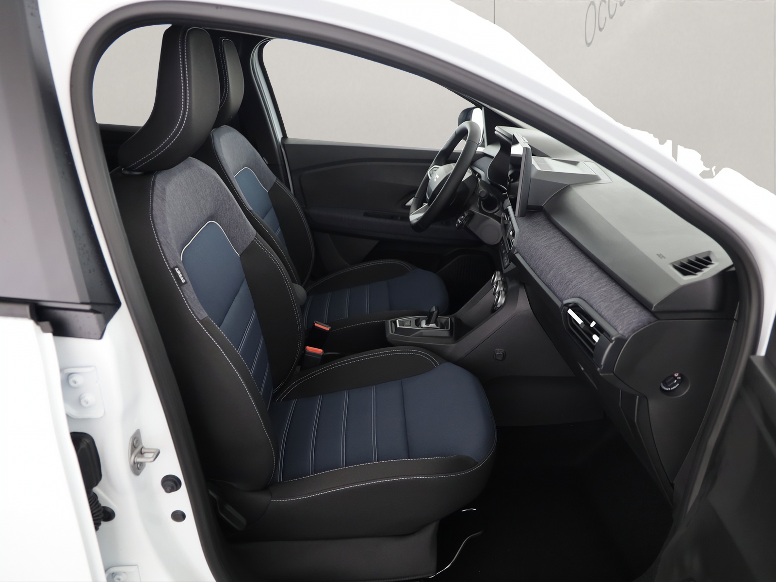 DACIA Jogger 1.8 Hybrid Journey-image-2