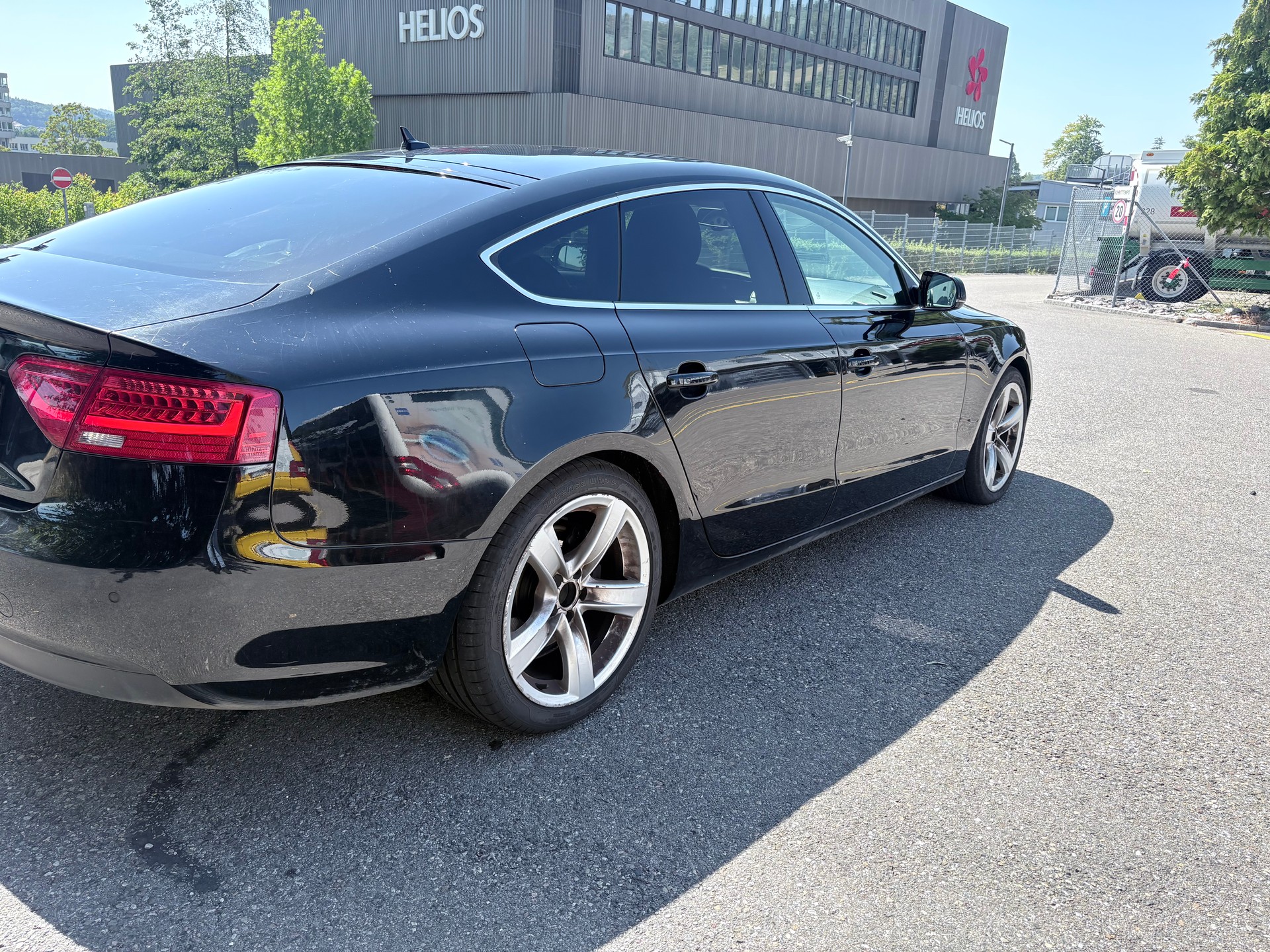 AUDI A5 Sportback 2.0 TDI-image-6