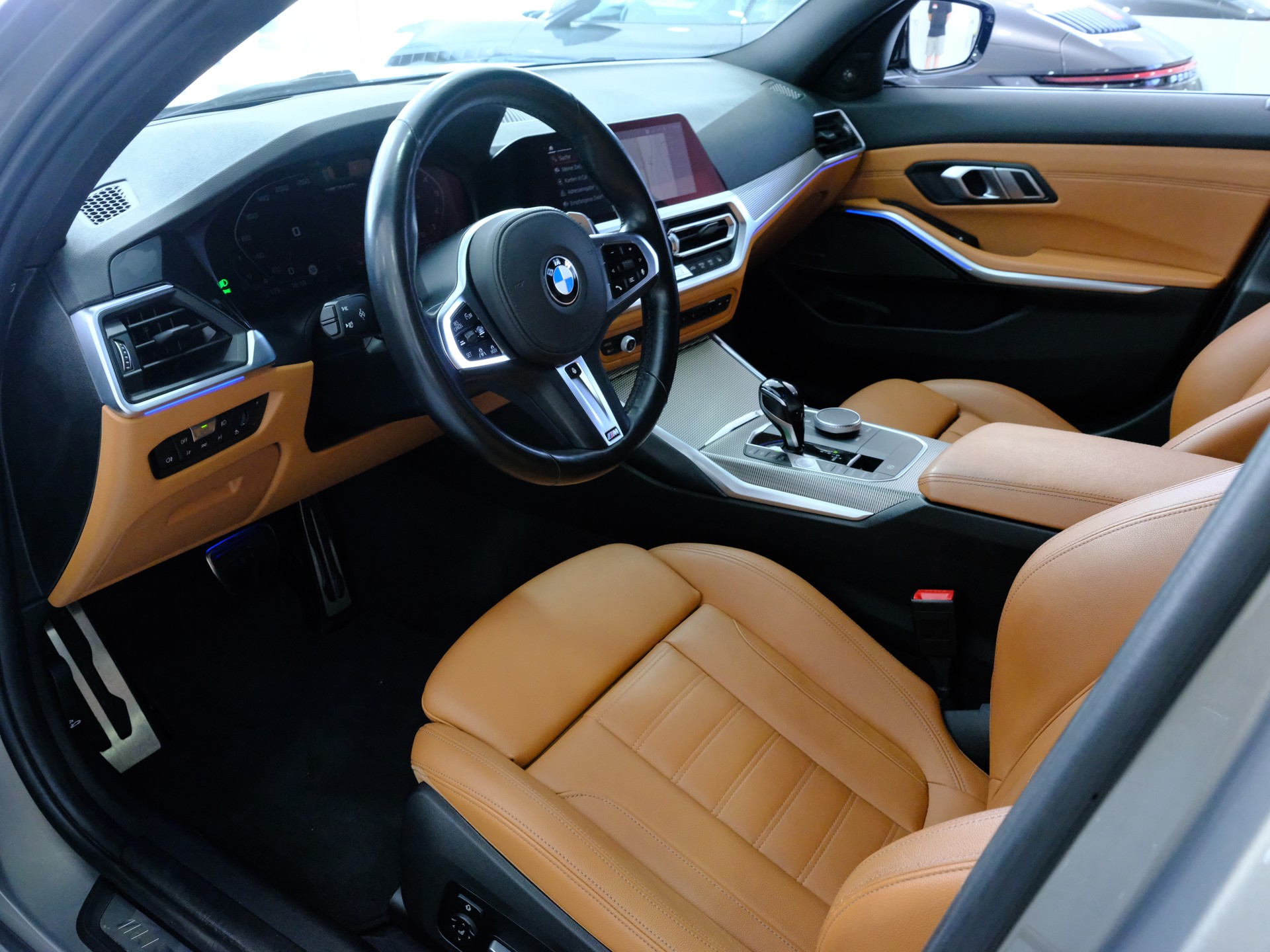 BMW M340i xDriveTouring Steptronic M Sport-image-9