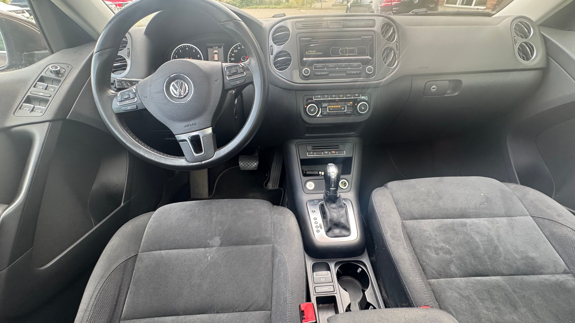 VW Tiguan 2.0 TSI Sport&Style 4Motion DSG-image-8