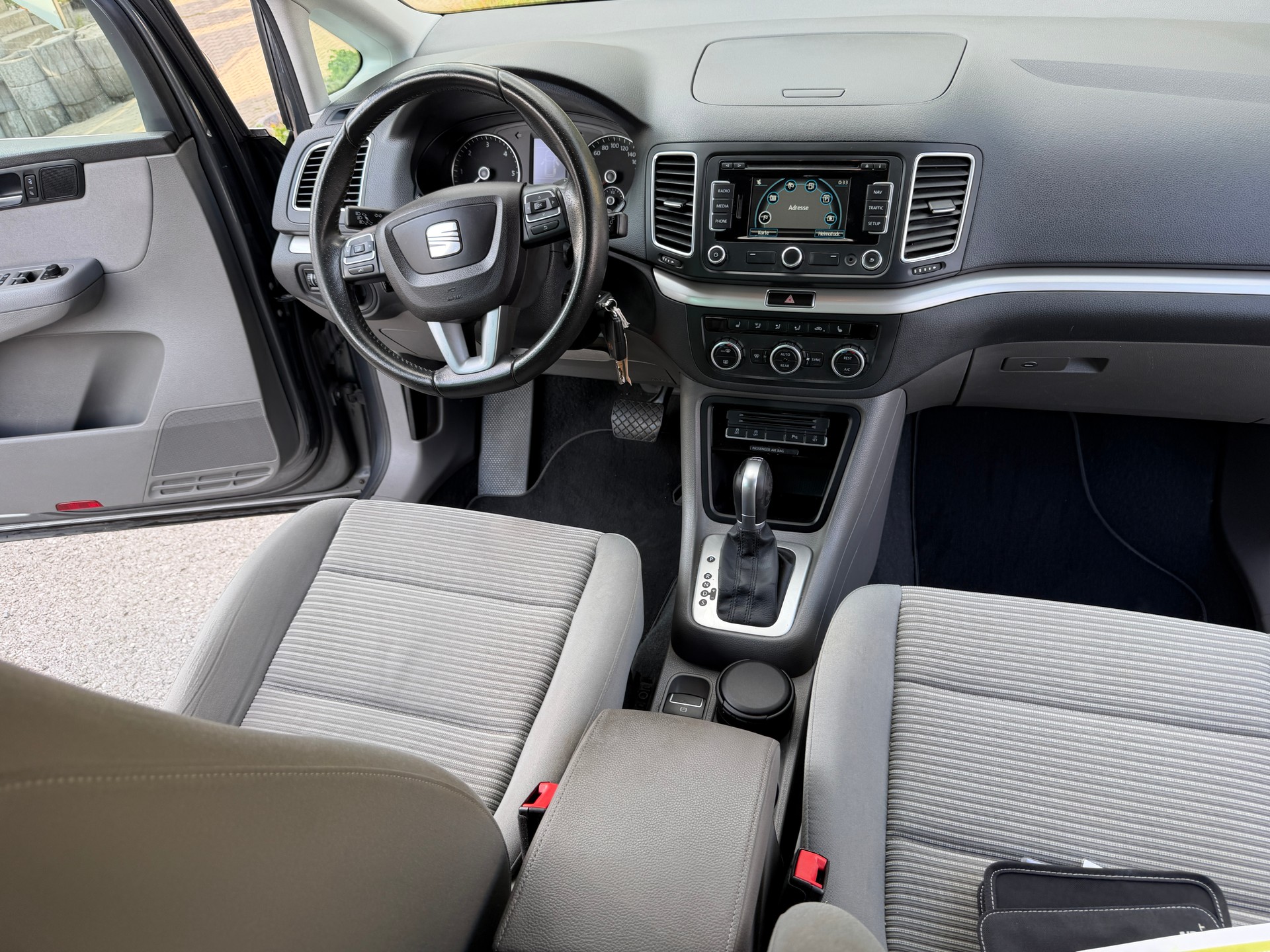 SEAT Alhambra 2.0 TDI Style Eco DSG-image-8