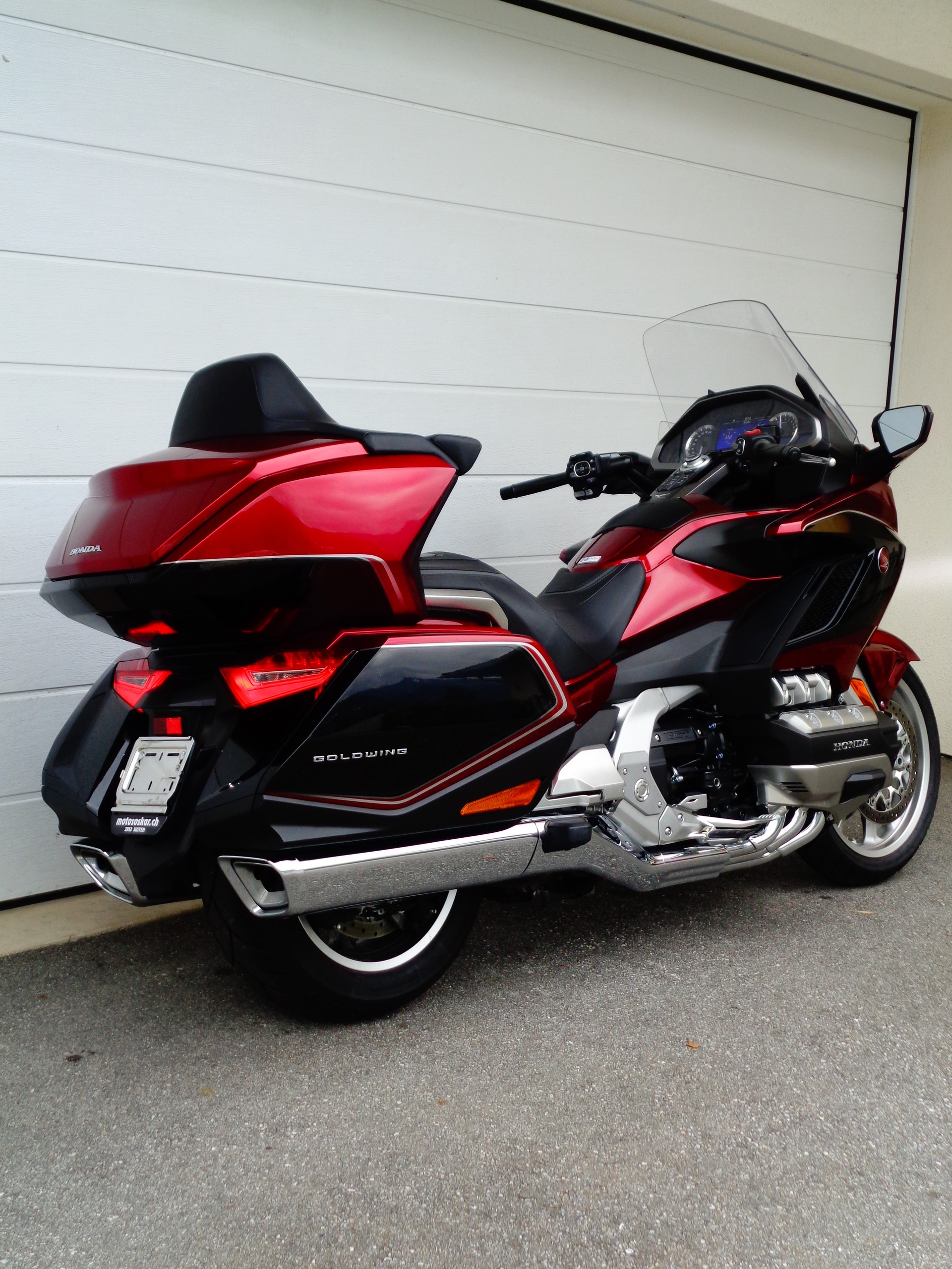 HONDA GL 1800 DA DCT Goldwing Tour-showroom-element-3