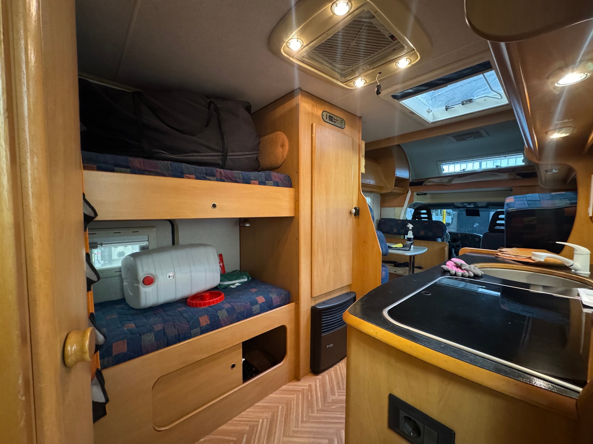 IVECO 35 C 15 D A2HA64B1B1-image-3
