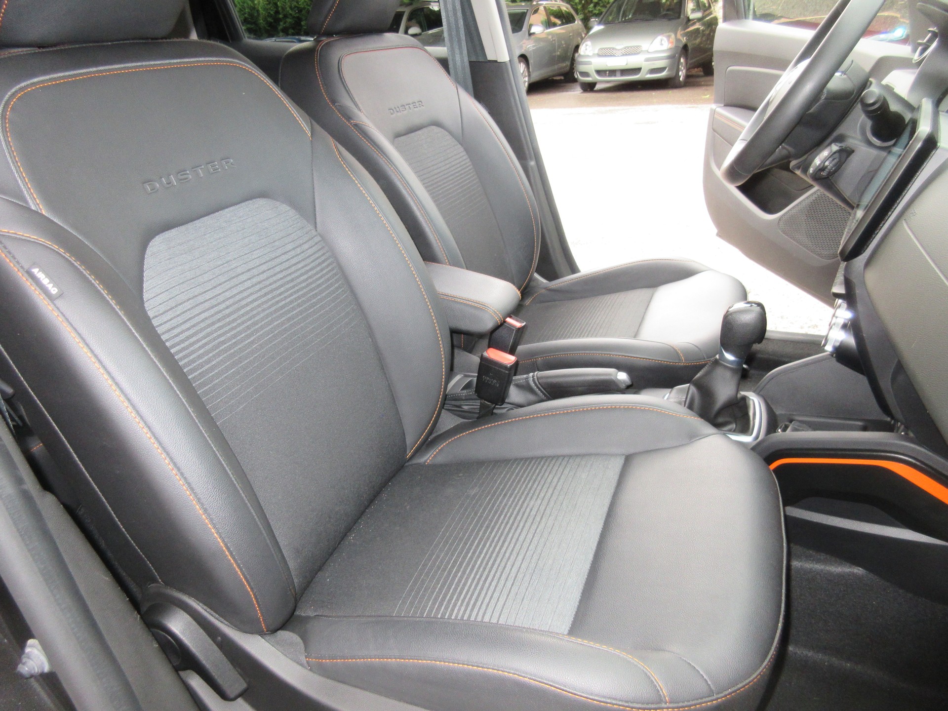 DACIA Duster TCe 150 Prestige EDC 4x2-image-10