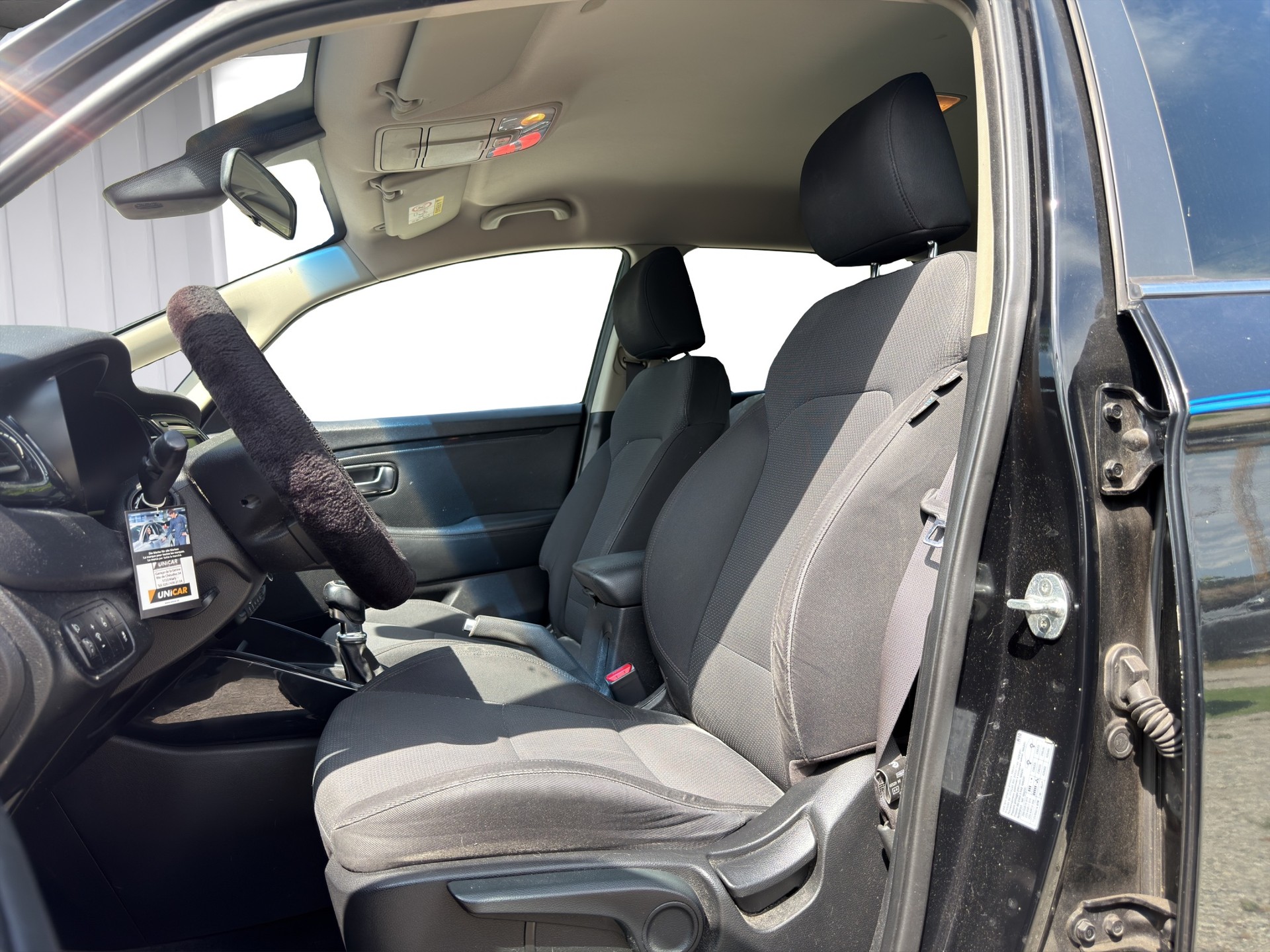 KIA Carens 1.6 GDI Trend-image-7