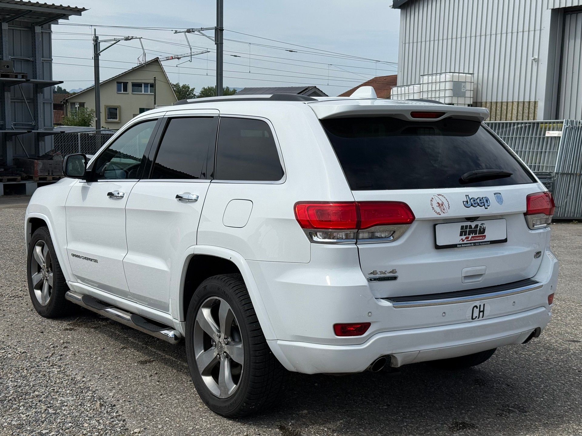 JEEP Grand Cherokee 3.0 CRD Overland Automatic-image-3