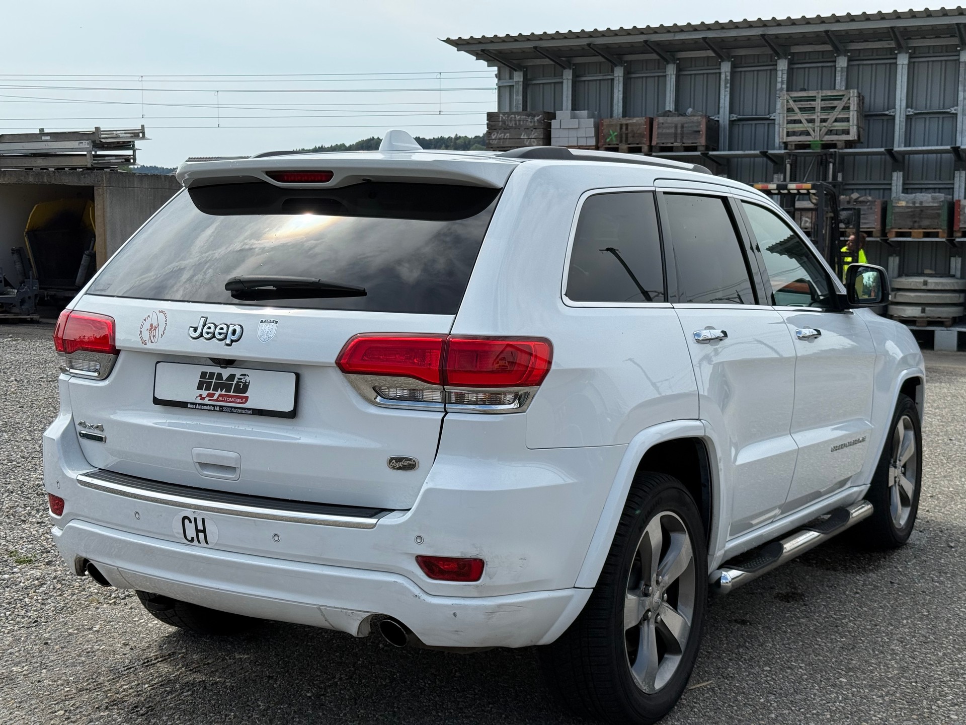 JEEP Grand Cherokee 3.0 CRD Overland Automatic-image-5
