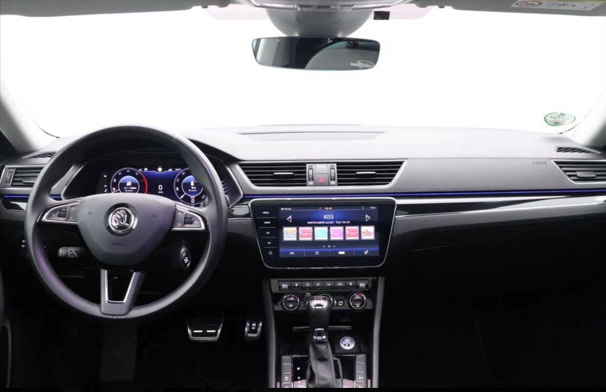 SKODA 2.0 TDI VOLLAUSSTATTUNG Laurin & Klement 4x4 DSG-image-3