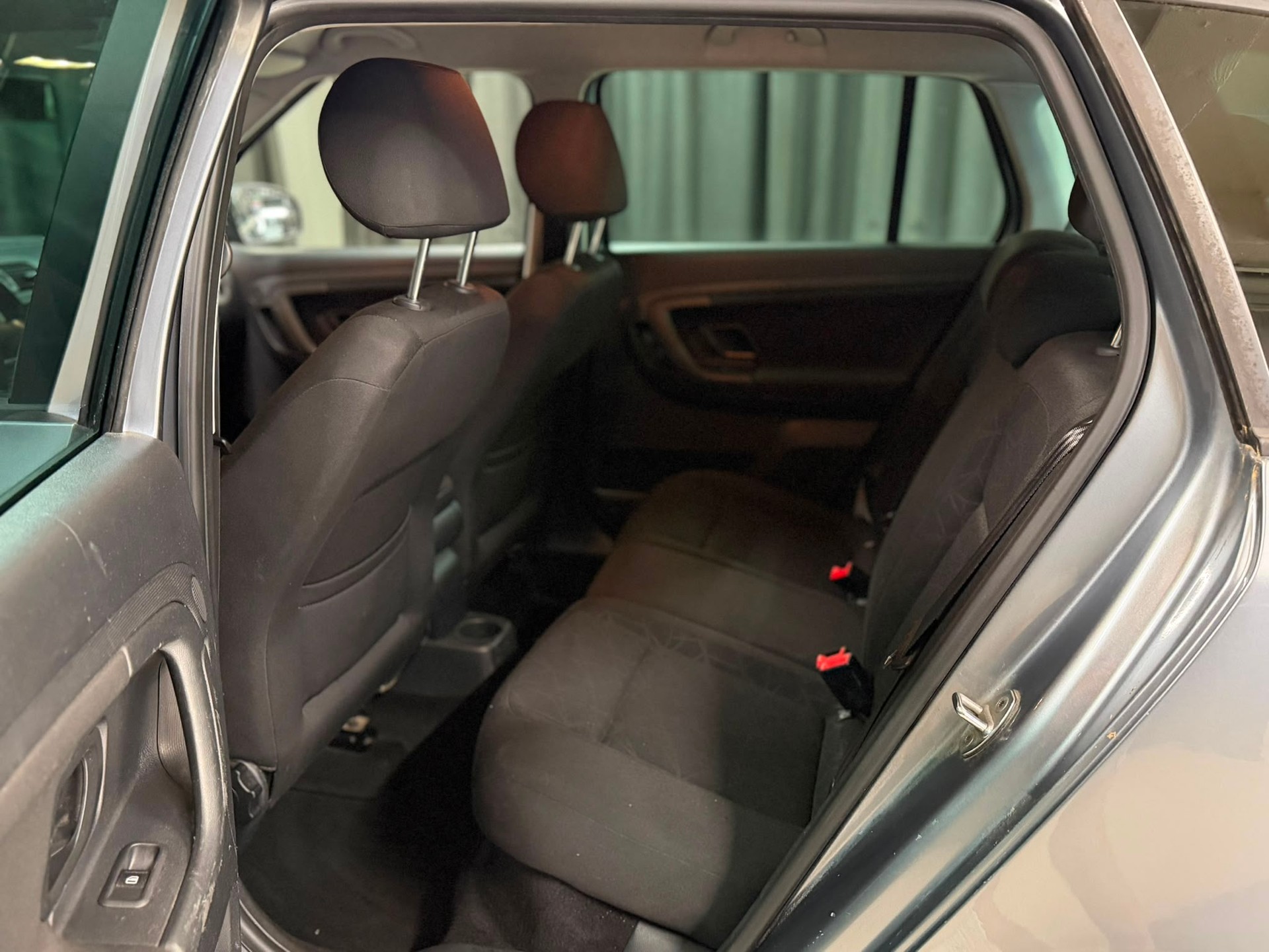 SKODA Fabia 1.2 TSI Ambiente-image-7