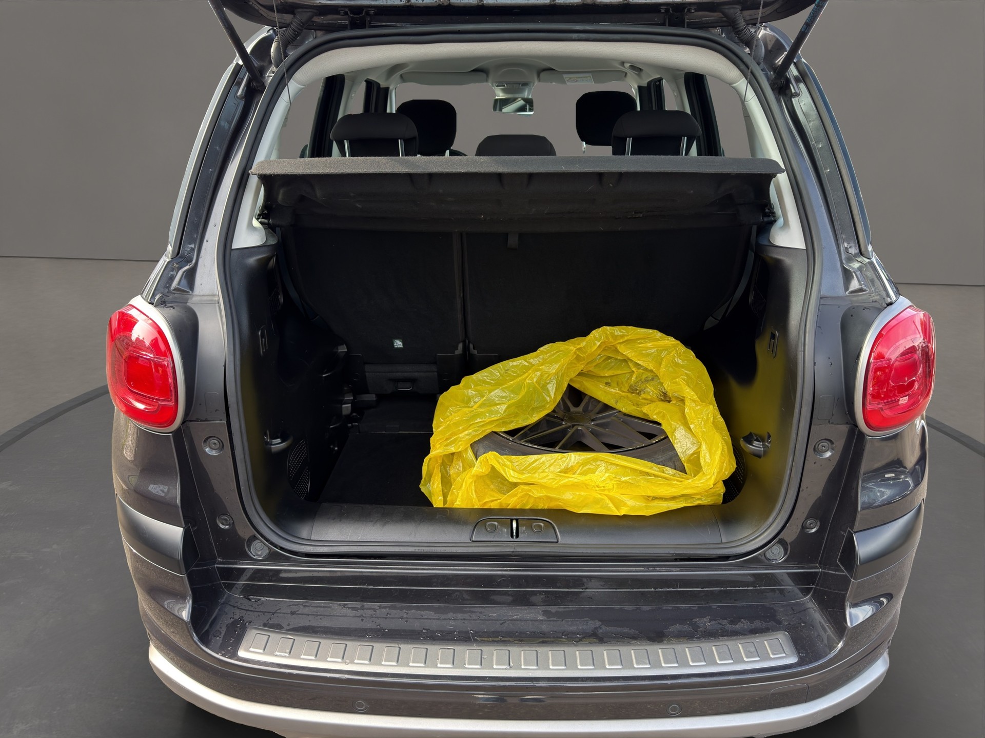 FIAT 500L Wagon 1.6JTD Lounge-image-16