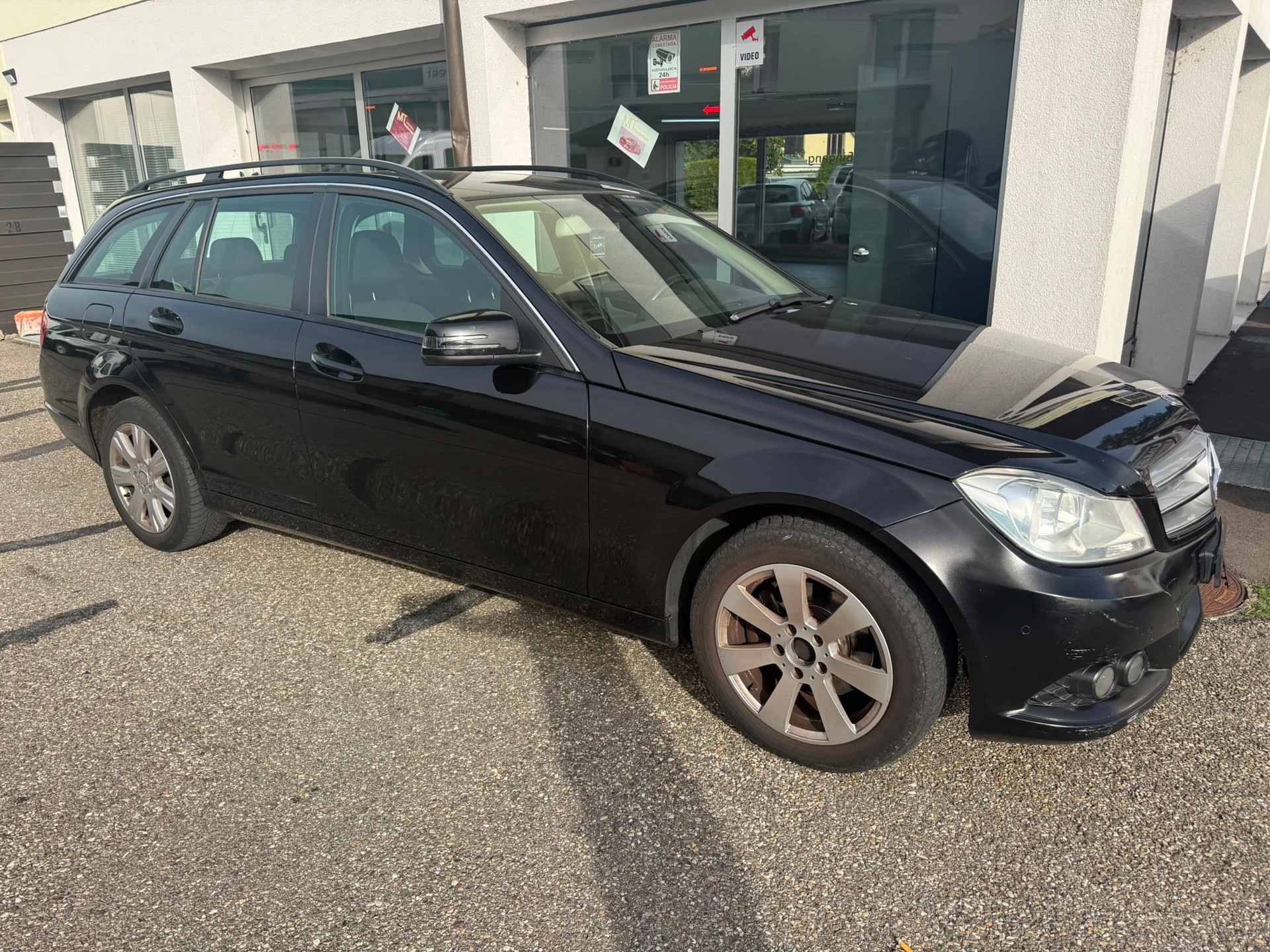 MERCEDES-BENZ C 200 CDI Elégance-image-10
