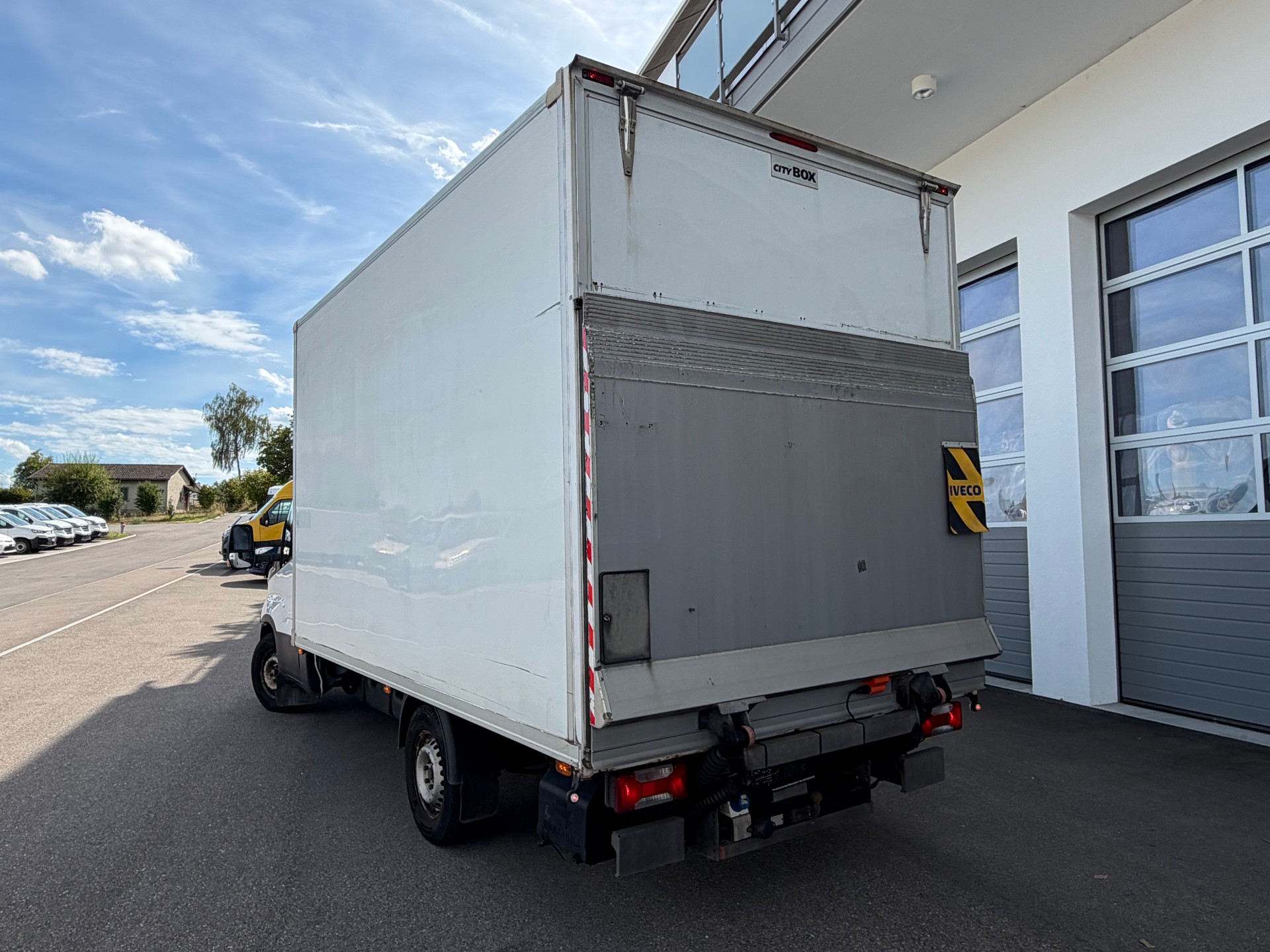 IVECO 35 S 17-image-8