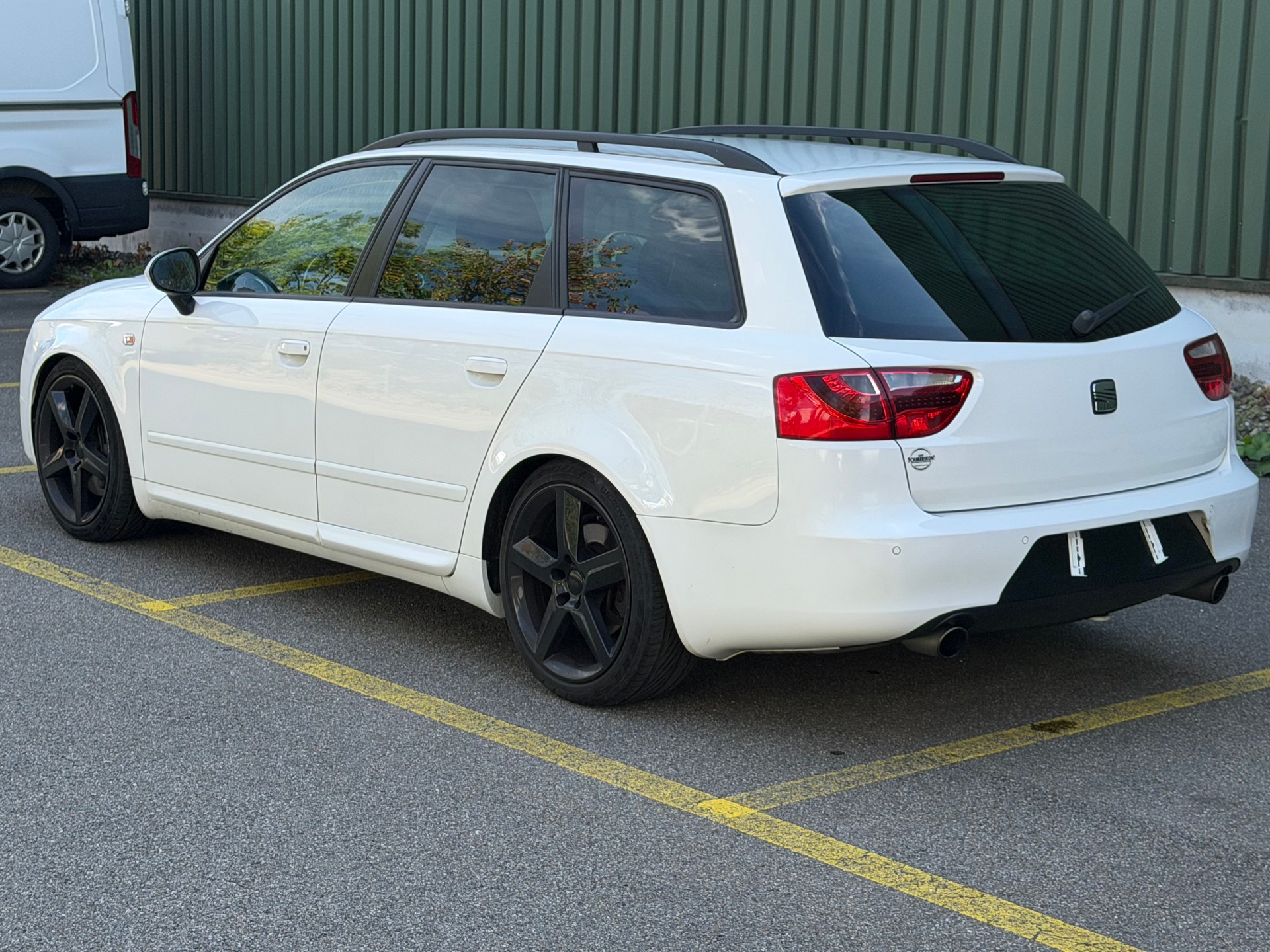 SEAT Exeo ST 2.0 TSI Sport-image-6