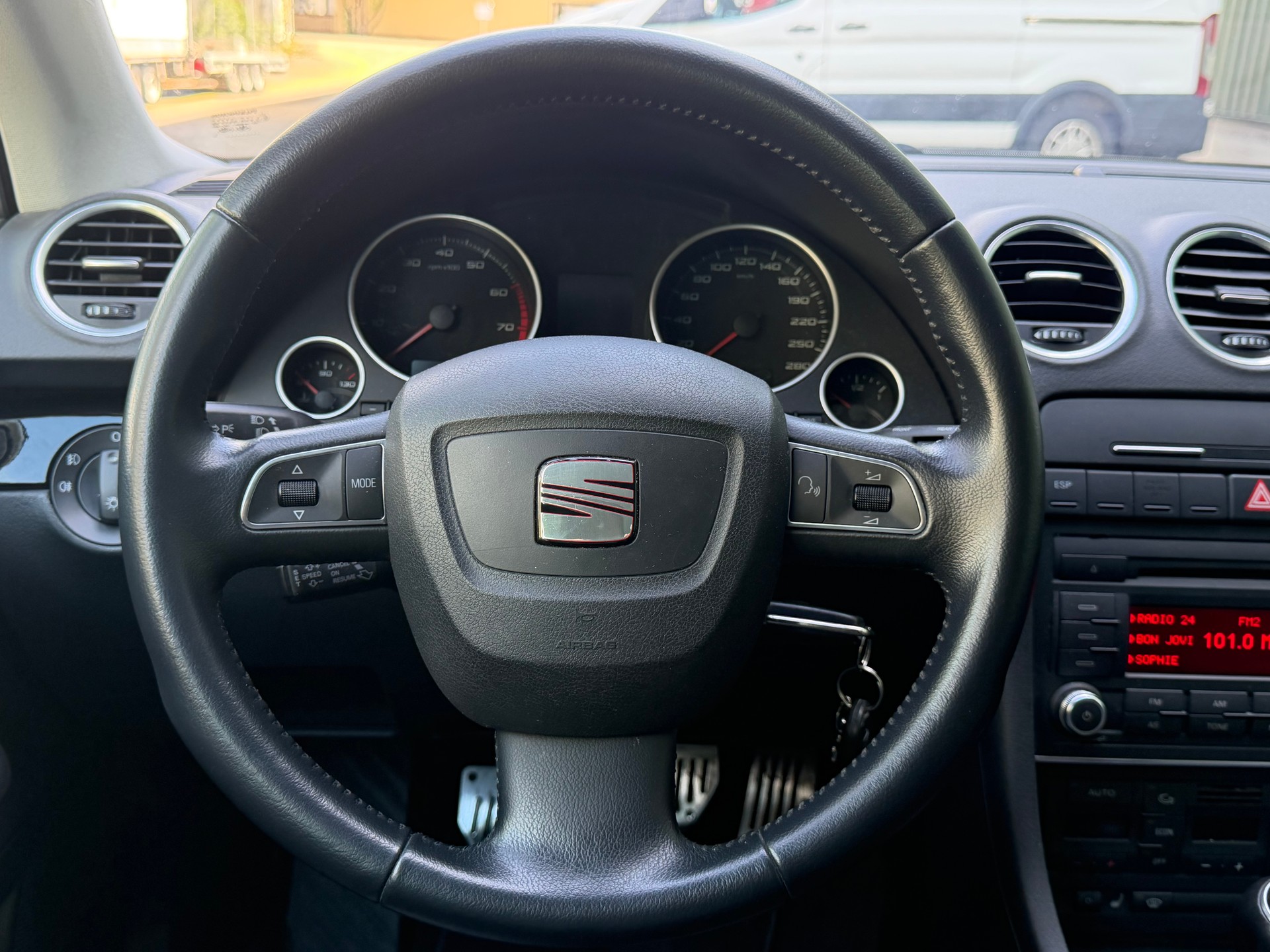 SEAT Exeo ST 2.0 TSI Sport-image-15