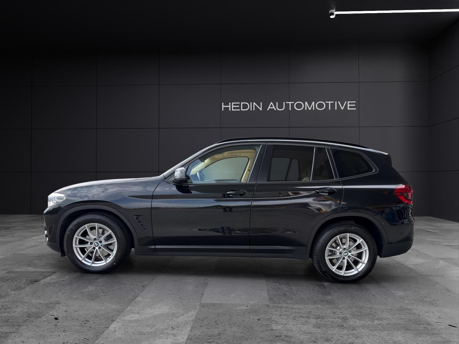 BMW X3 G01 20i xDrive-showroom-element-3