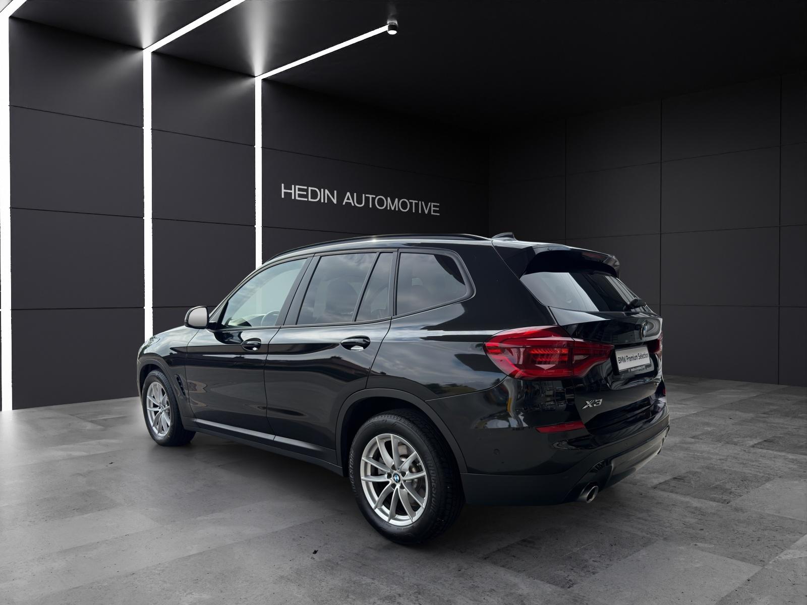 BMW X3 G01 20i xDrive-showroom-element-2