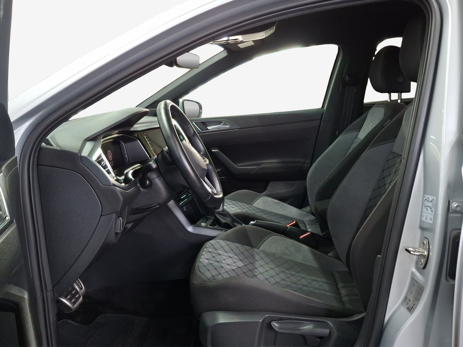 VW Polo 1.0 TSI R-Line DSG-image-7