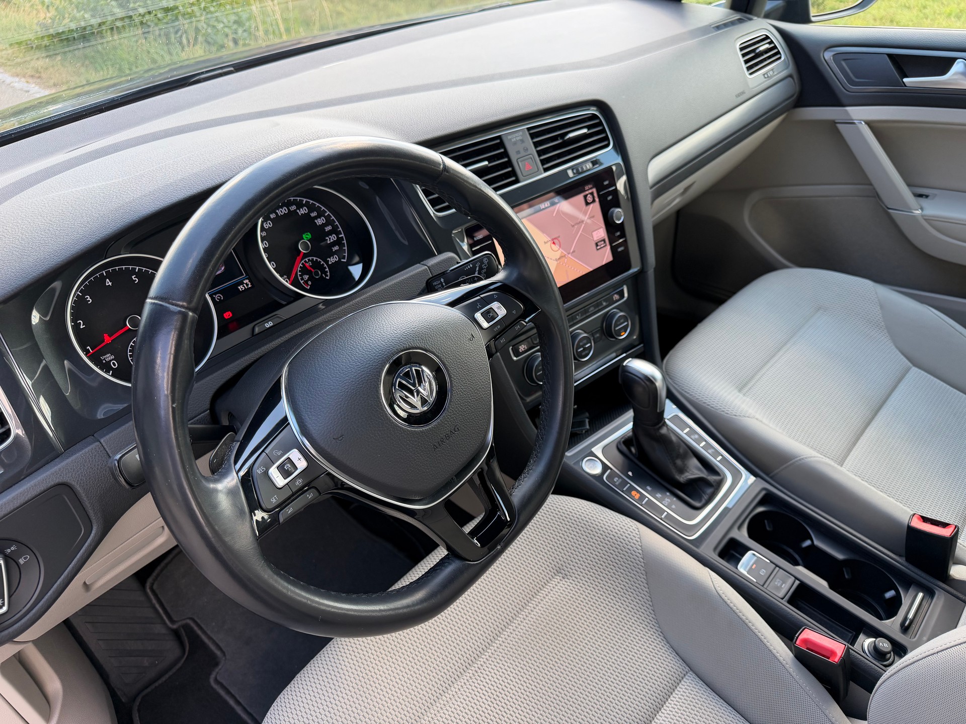 VW Golf 1.5 TSI EVO Comfortline DSG-image-19