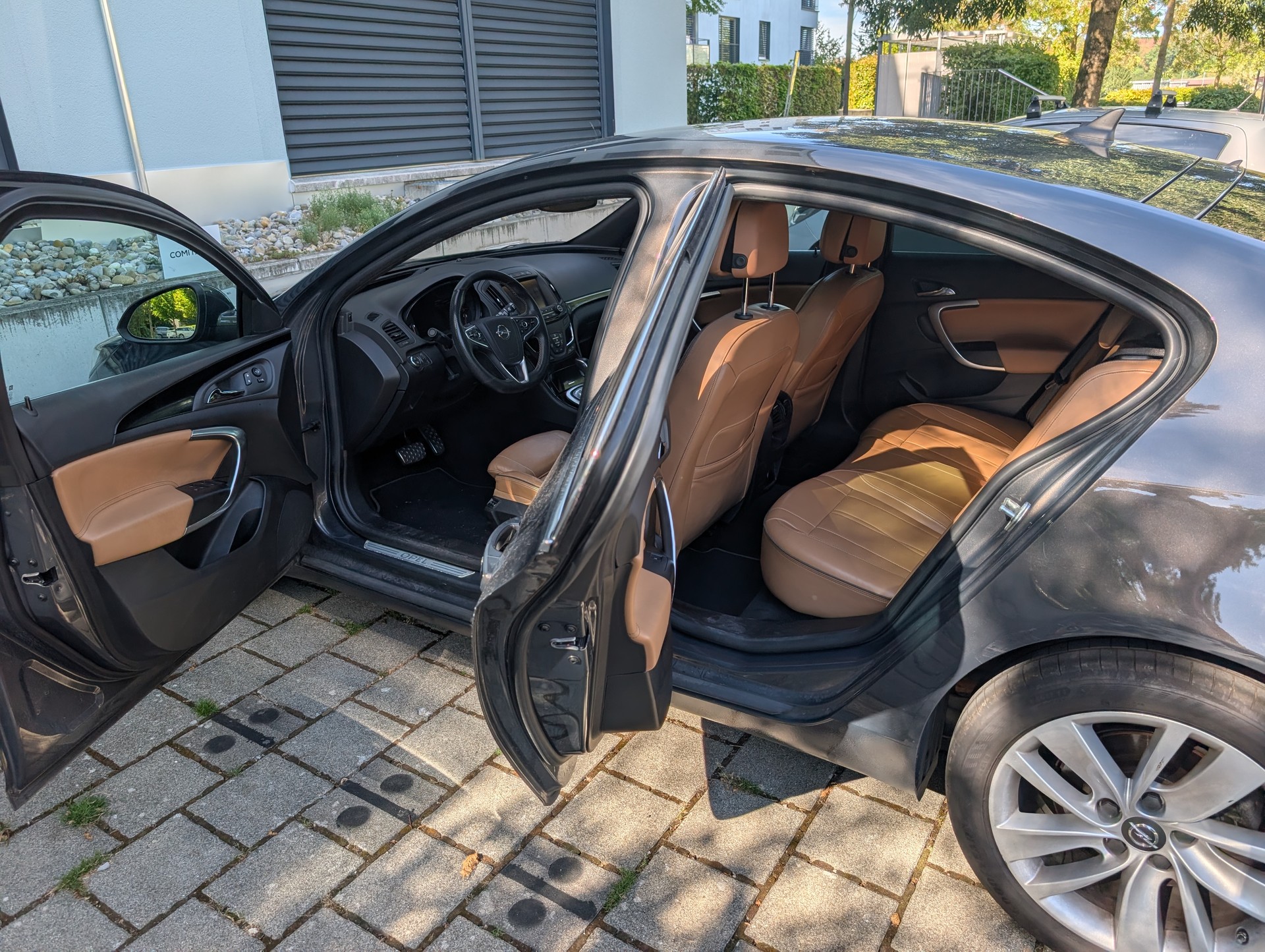 OPEL Business Innovation AT Turbo mit Top Ausstattung und 8 Rädern-image-1