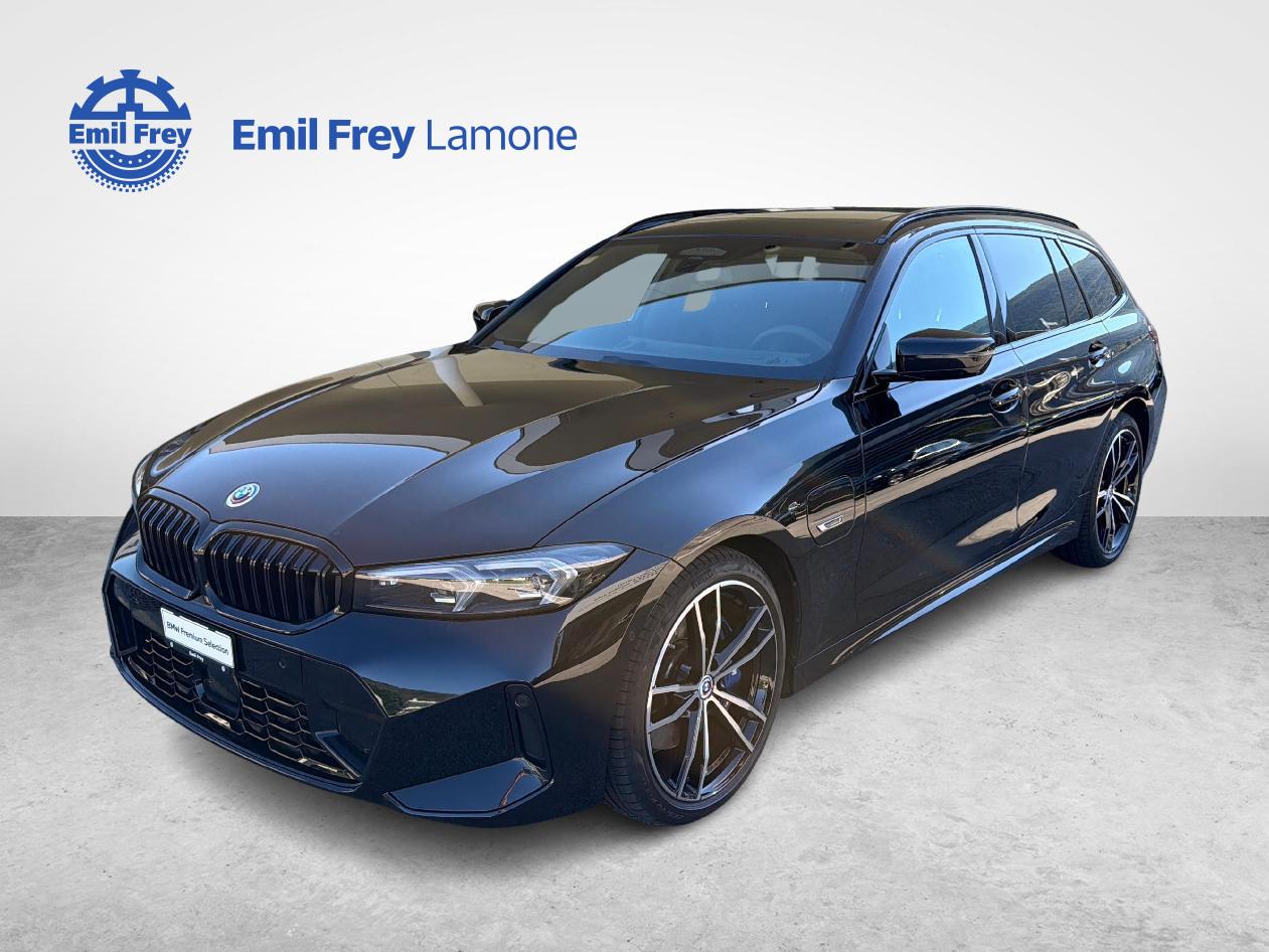 BMW 330e xDrive Touring-image-0