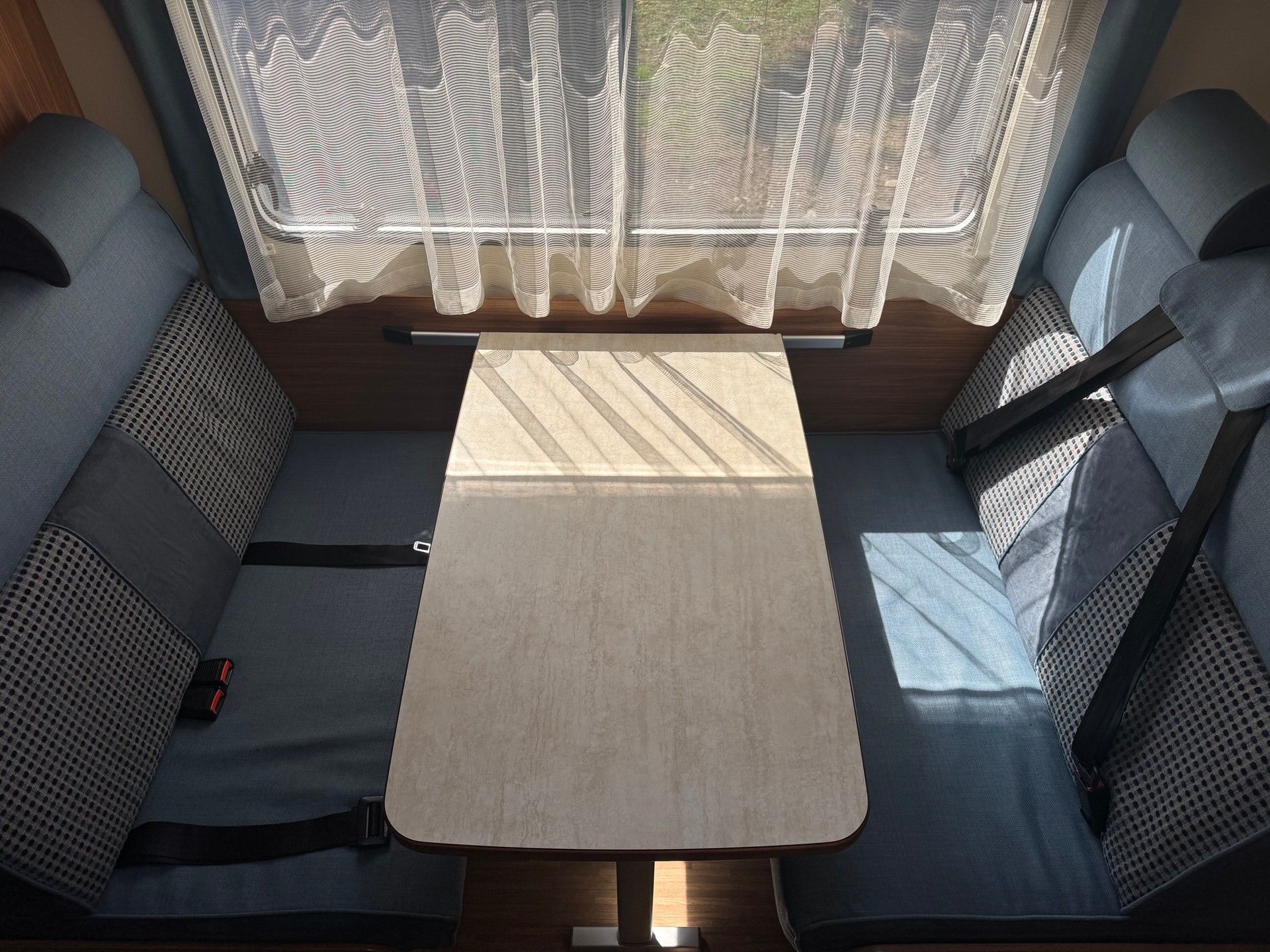 CARADO Fiat Ducato Capron A 461 6 plätzer-image-10