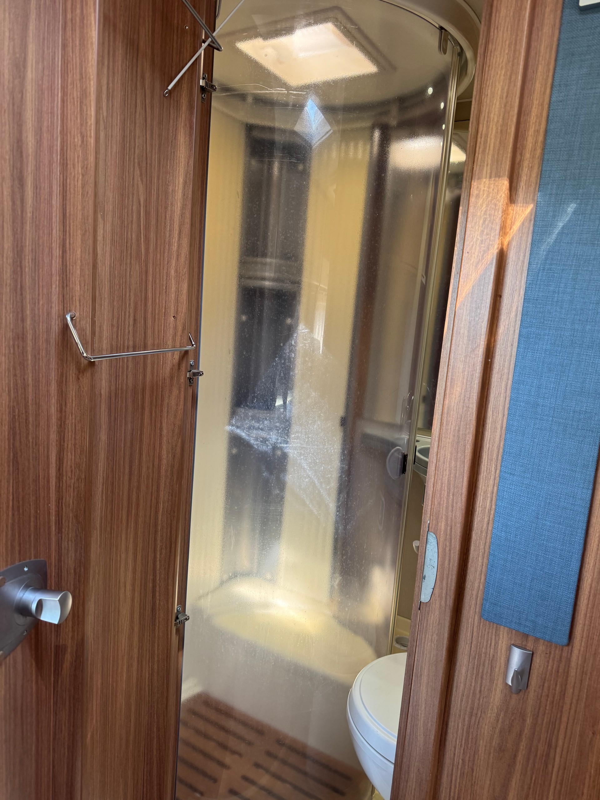 CARADO Fiat Ducato Capron A 461 6 plätzer-image-8