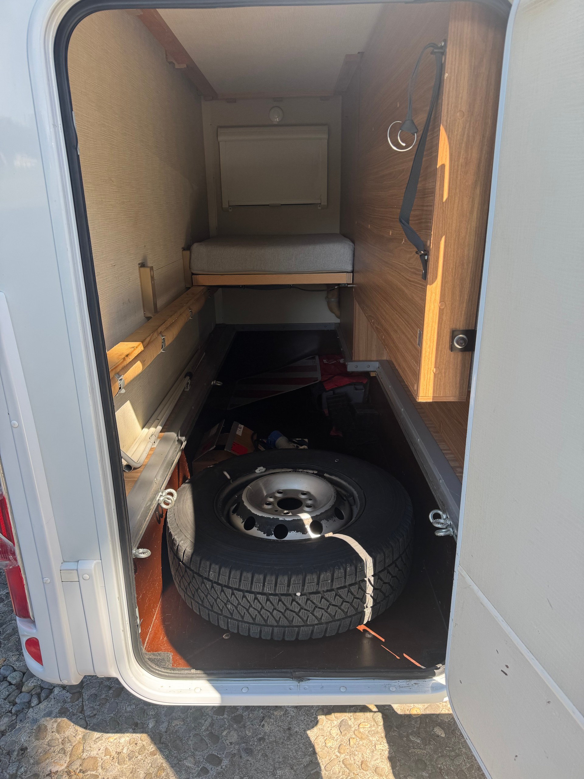 CARADO Fiat Ducato Capron A 461 6 plätzer-image-14