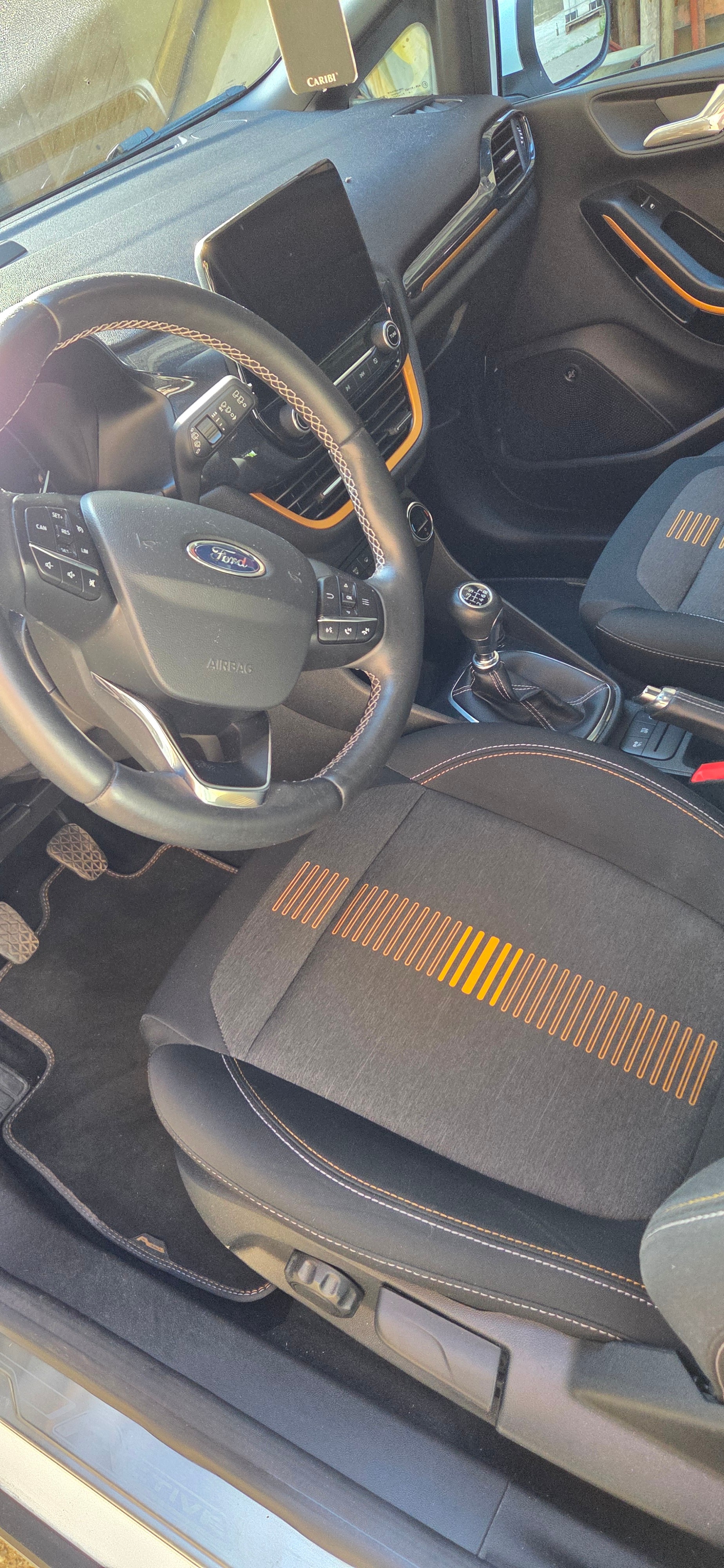FORD 1.0 EcoB 140 Active+-image-3