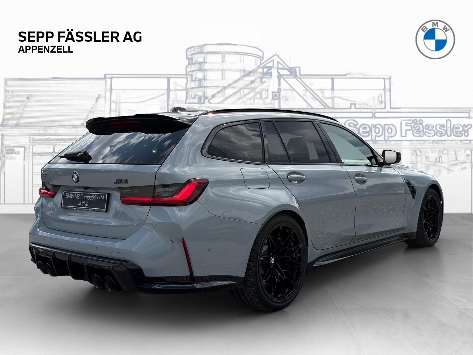 BMW M3 Competition M xDrive Touring-image-4