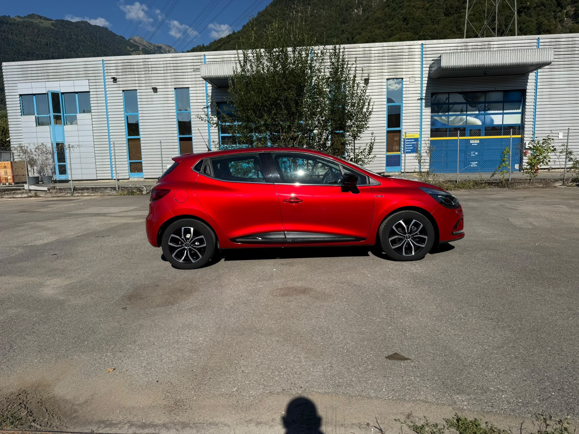RENAULT CLIO-image-4