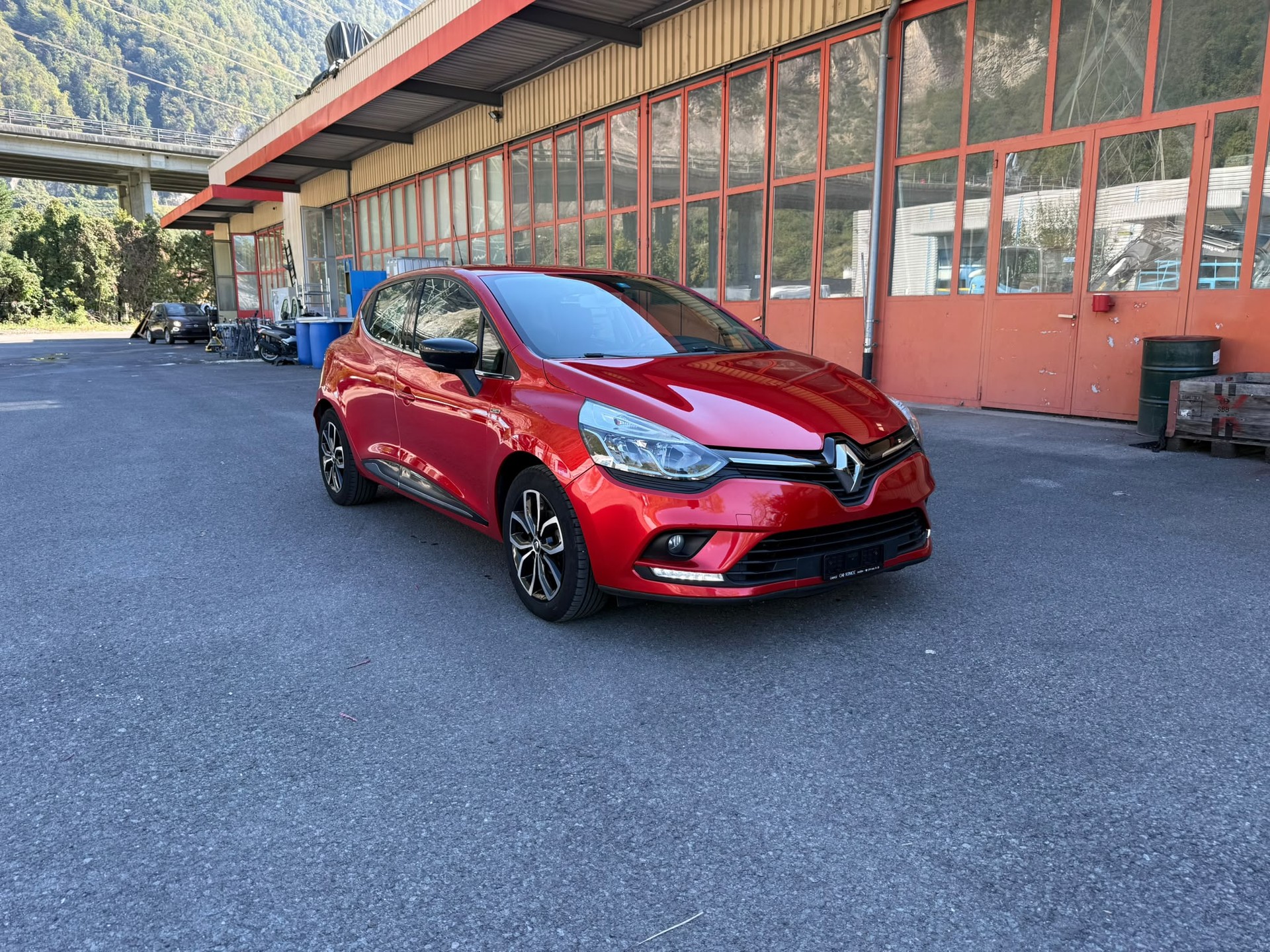 RENAULT CLIO-image-8
