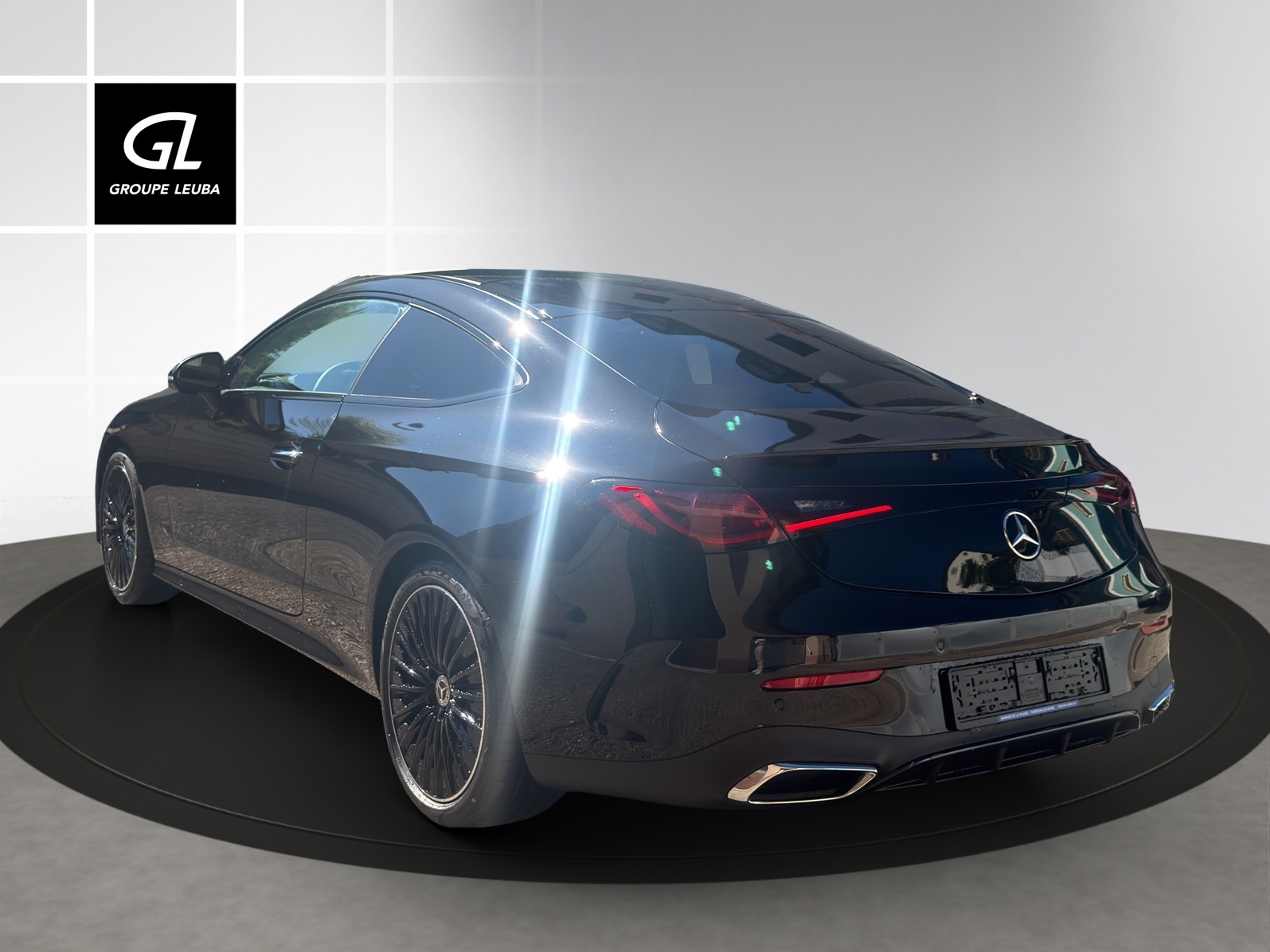 MERCEDES-BENZ CLE 200 Coupé 4Matic 9G-Tronic-image-3