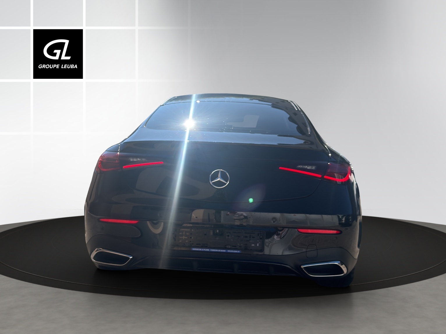 MERCEDES-BENZ CLE 200 Coupé 4Matic 9G-Tronic-image-4
