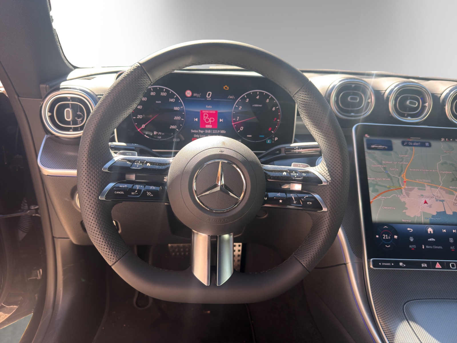 MERCEDES-BENZ CLE 200 Coupé 4Matic 9G-Tronic-image-10