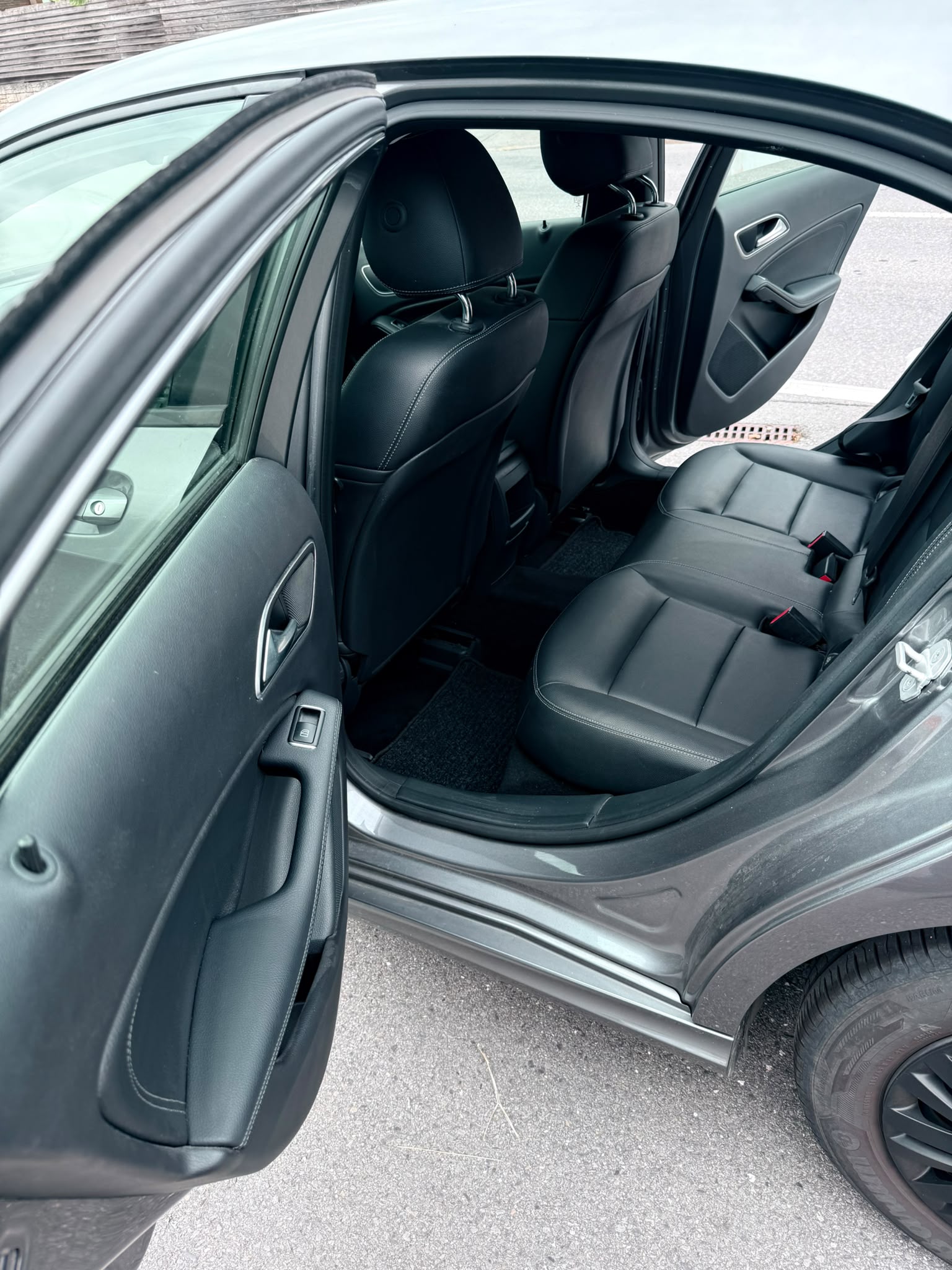 MERCEDES-BENZ A 160 Urban-image-11