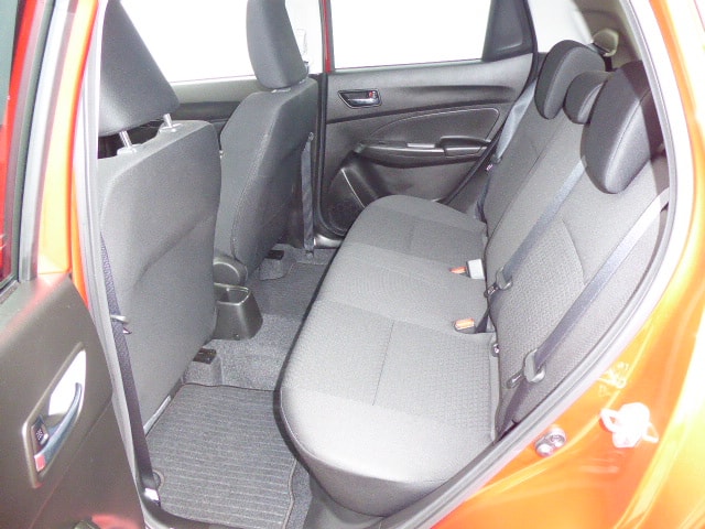 SUZUKI Swift 1.2 Compact Hybrid CVT-image-6