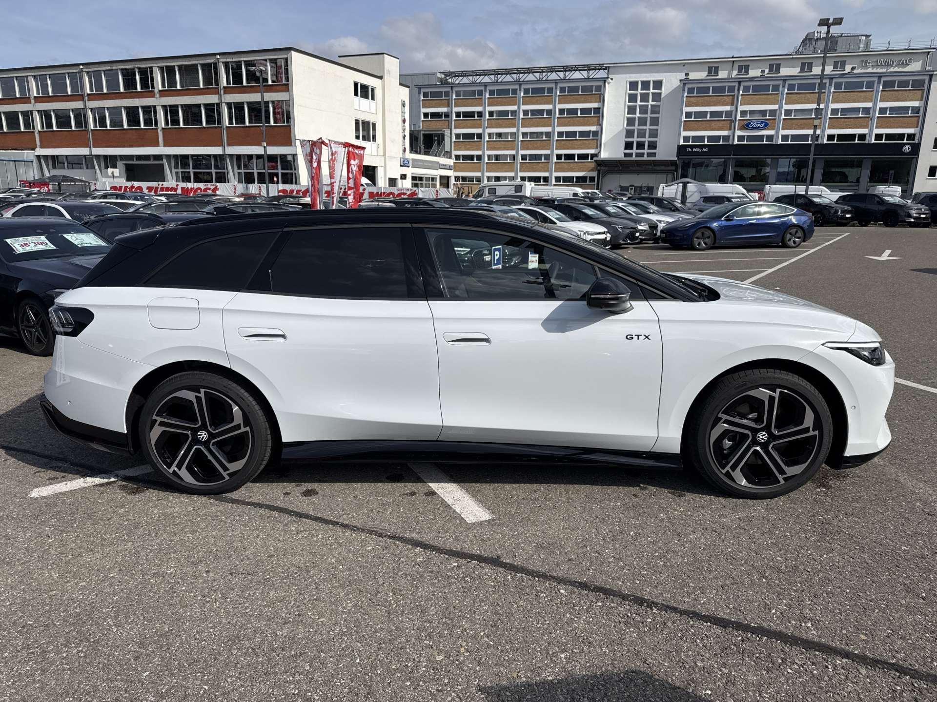 VW ID.7 Tourer GTX 86 kWh 4 Motion Automat-image-10