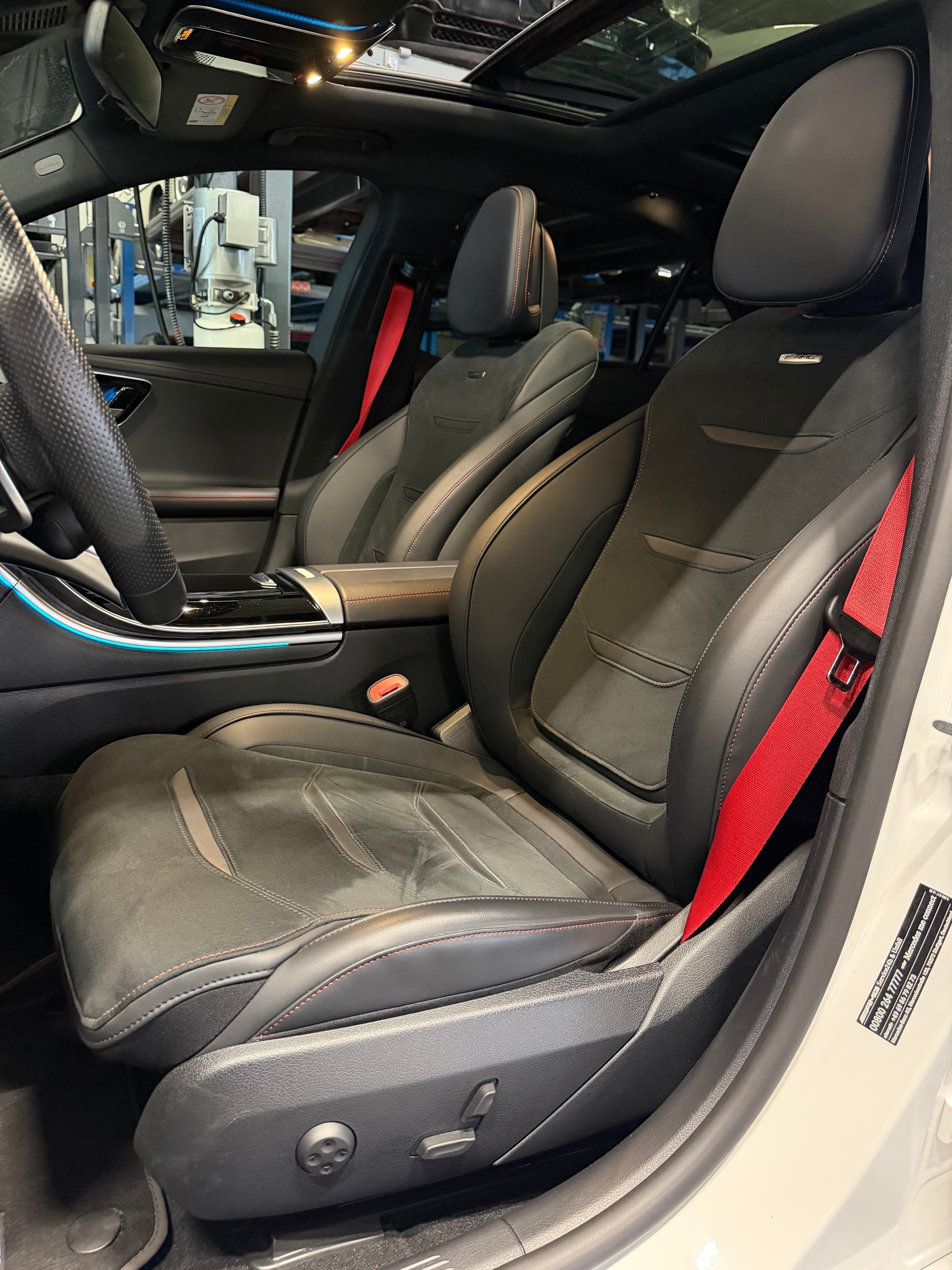 MERCEDES-BENZ C 43 AMG 4 Matic-image-9