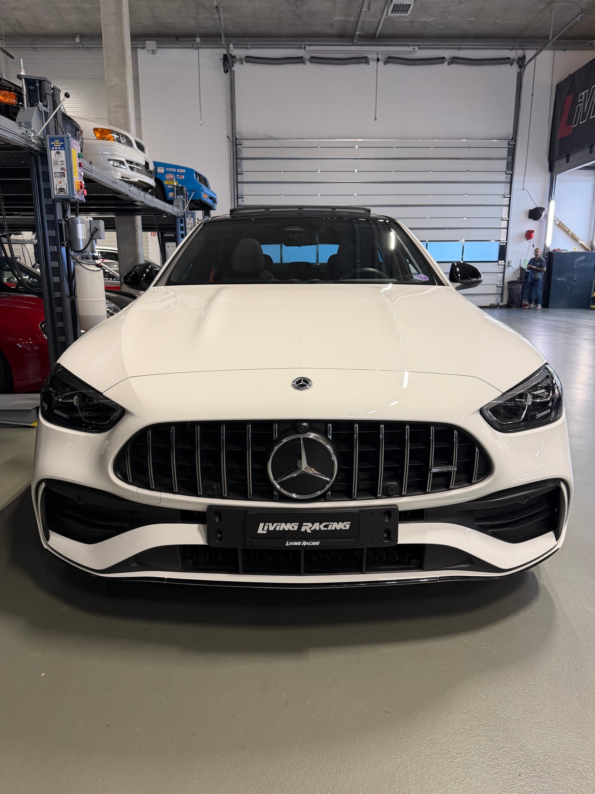 MERCEDES-BENZ C 43 AMG 4 Matic-image-4