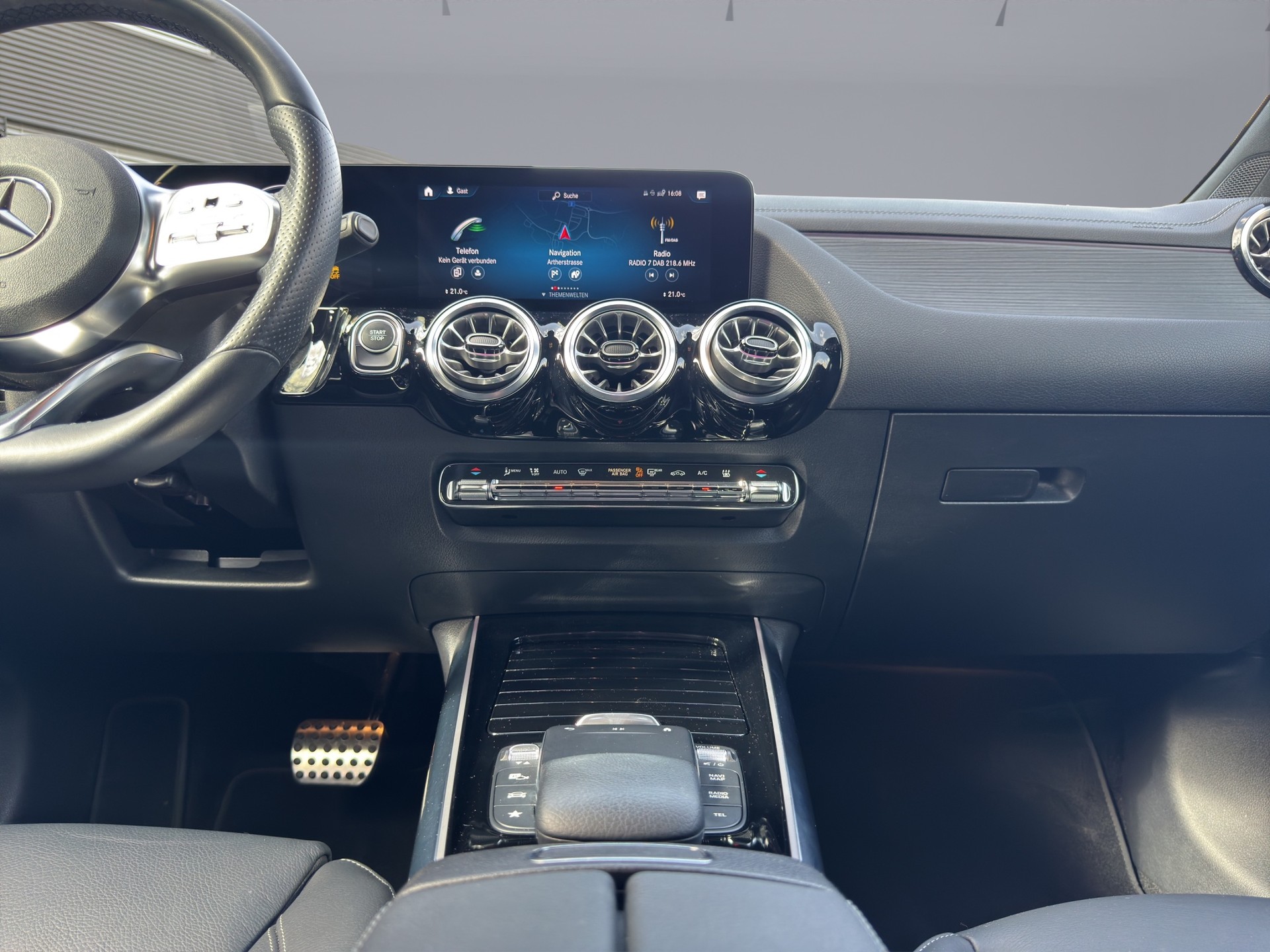 MERCEDES-BENZ 350 Swiss Star AMG Line 4matic-image-13