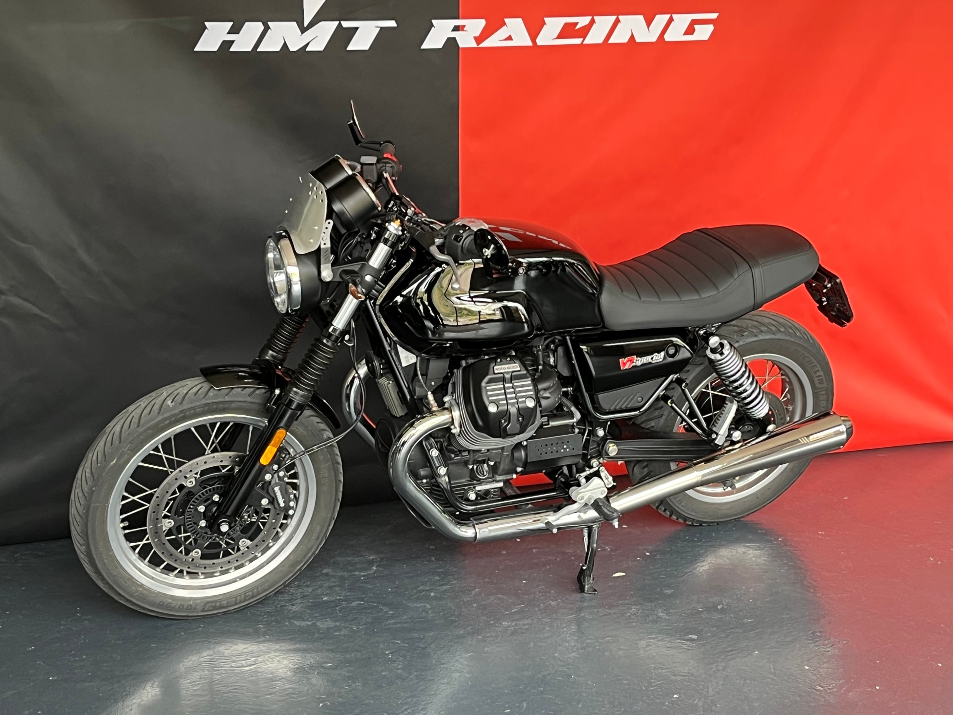MOTO GUZZI V7 IV 850 Special Black level-showroom-element-2