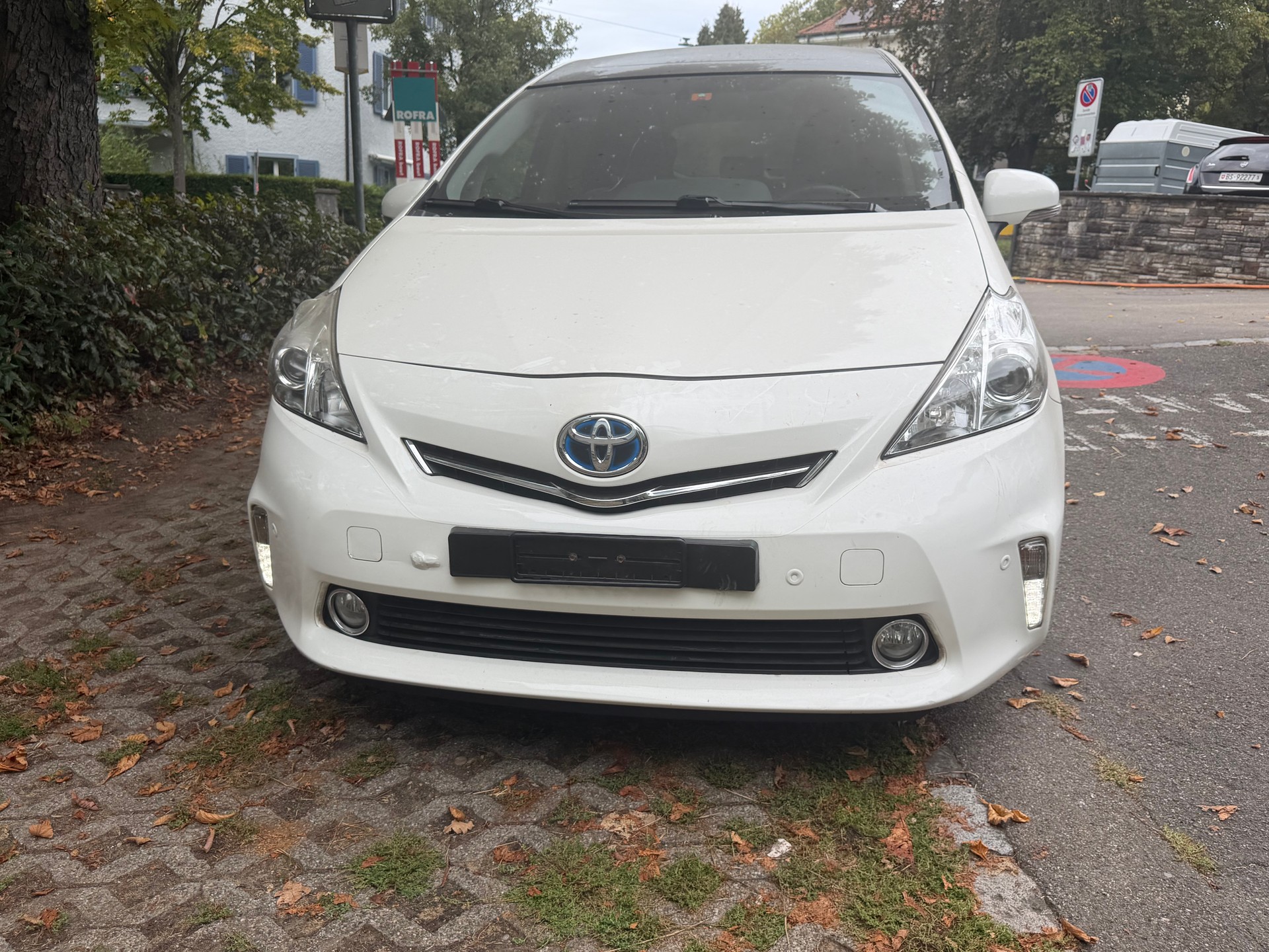 TOYOTA Prius+ 1.8 VVT-i HSD Sol-image-3