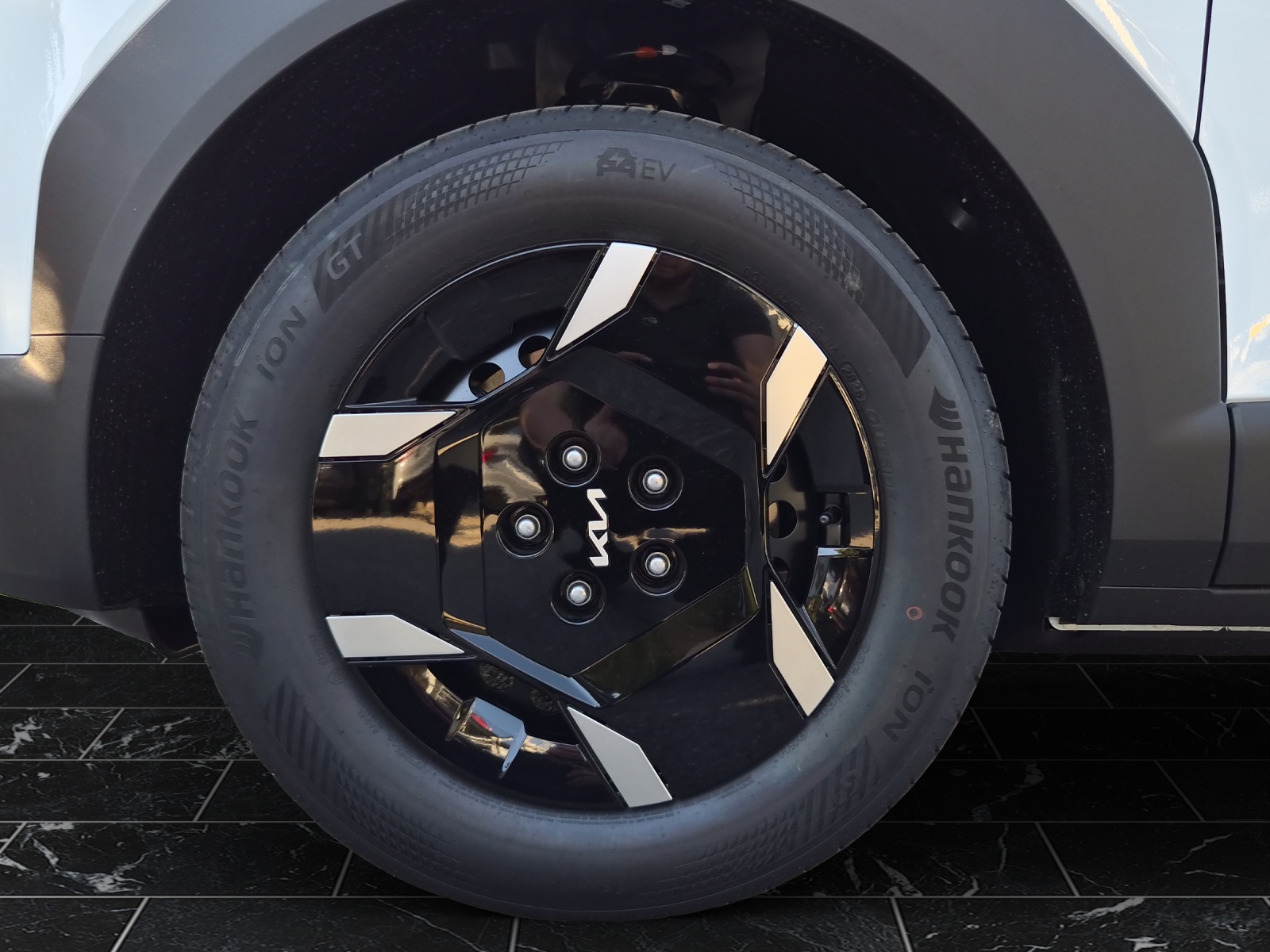 KIA EV2 42.2 kWh Light 4P-image-10