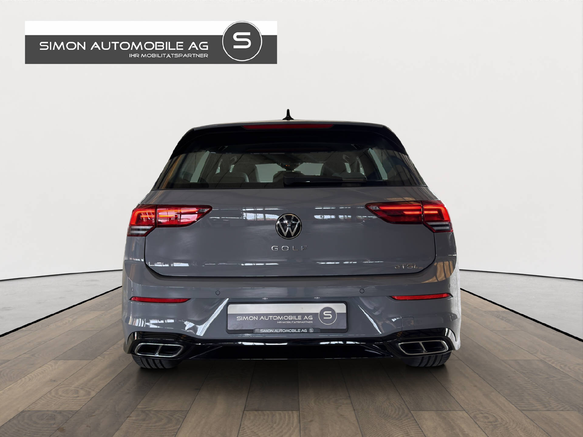 VW Golf VIII 1.5 eTSI R-Line 75 Edition DSG-image-4