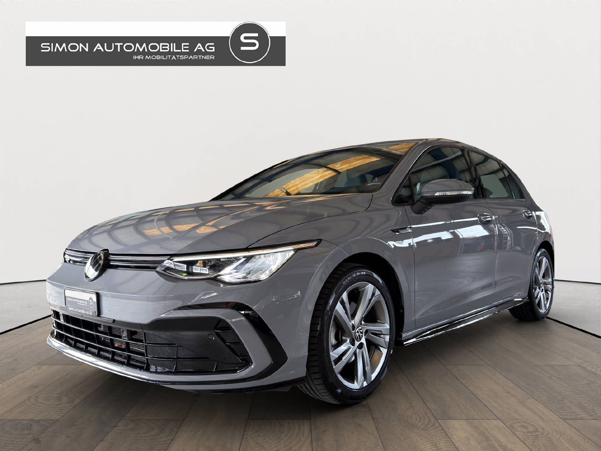 VW Golf VIII 1.5 eTSI R-Line 75 Edition DSG-image-1