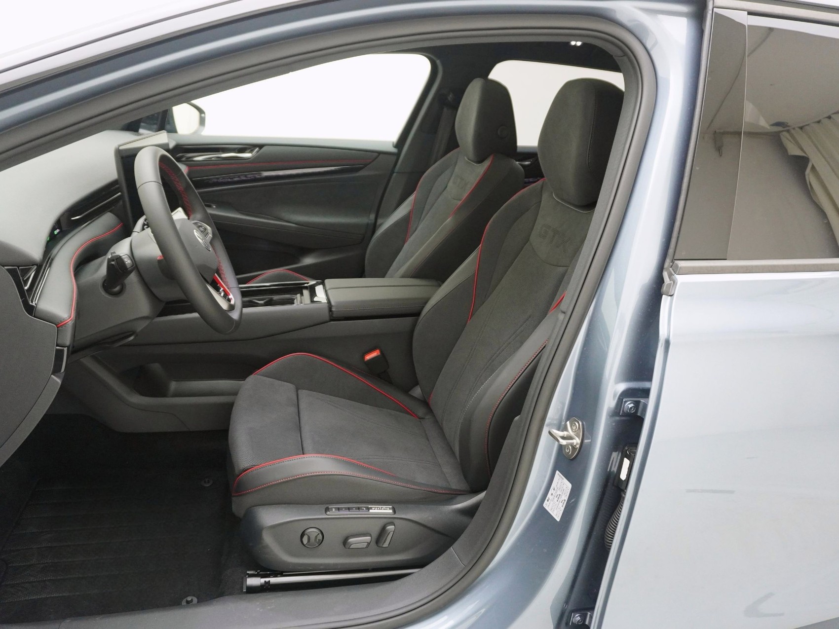 VW ID.7 Tourer 86 kWh GTX 4MOTION-image-11