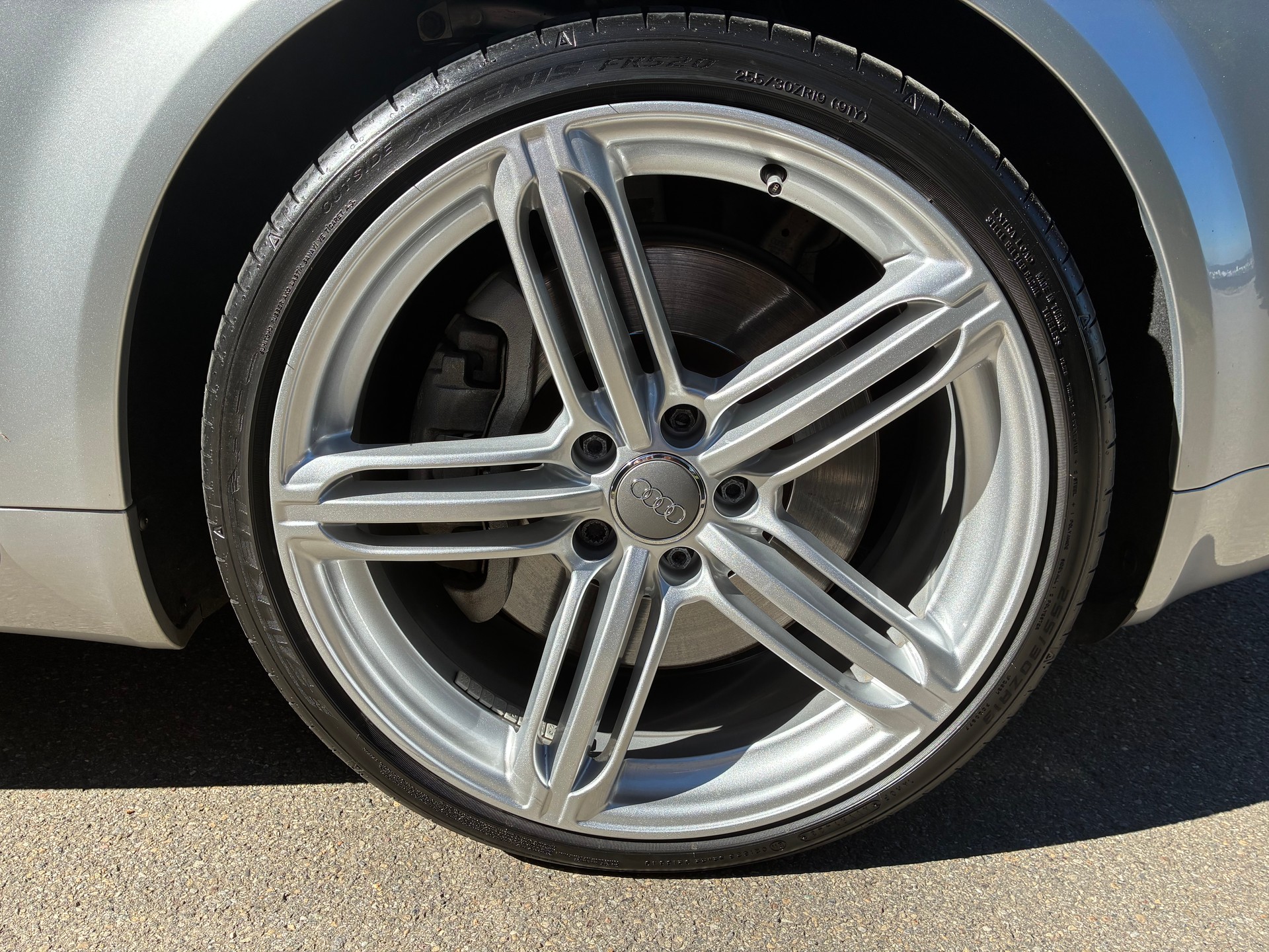 AUDI 4.2 V8 quattro-image-8