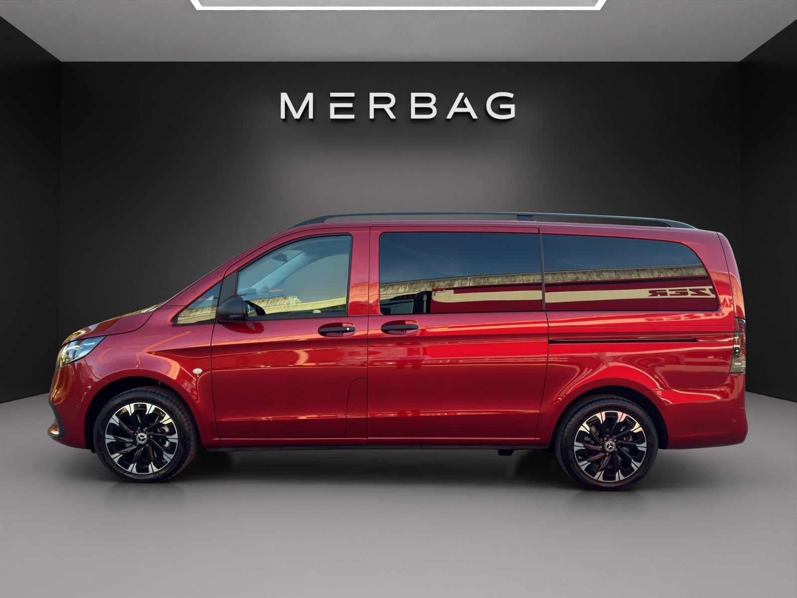 MERCEDES-BENZ Vito 116 CDI Lang Tourer 9G-Tronic 4M Select-image-2